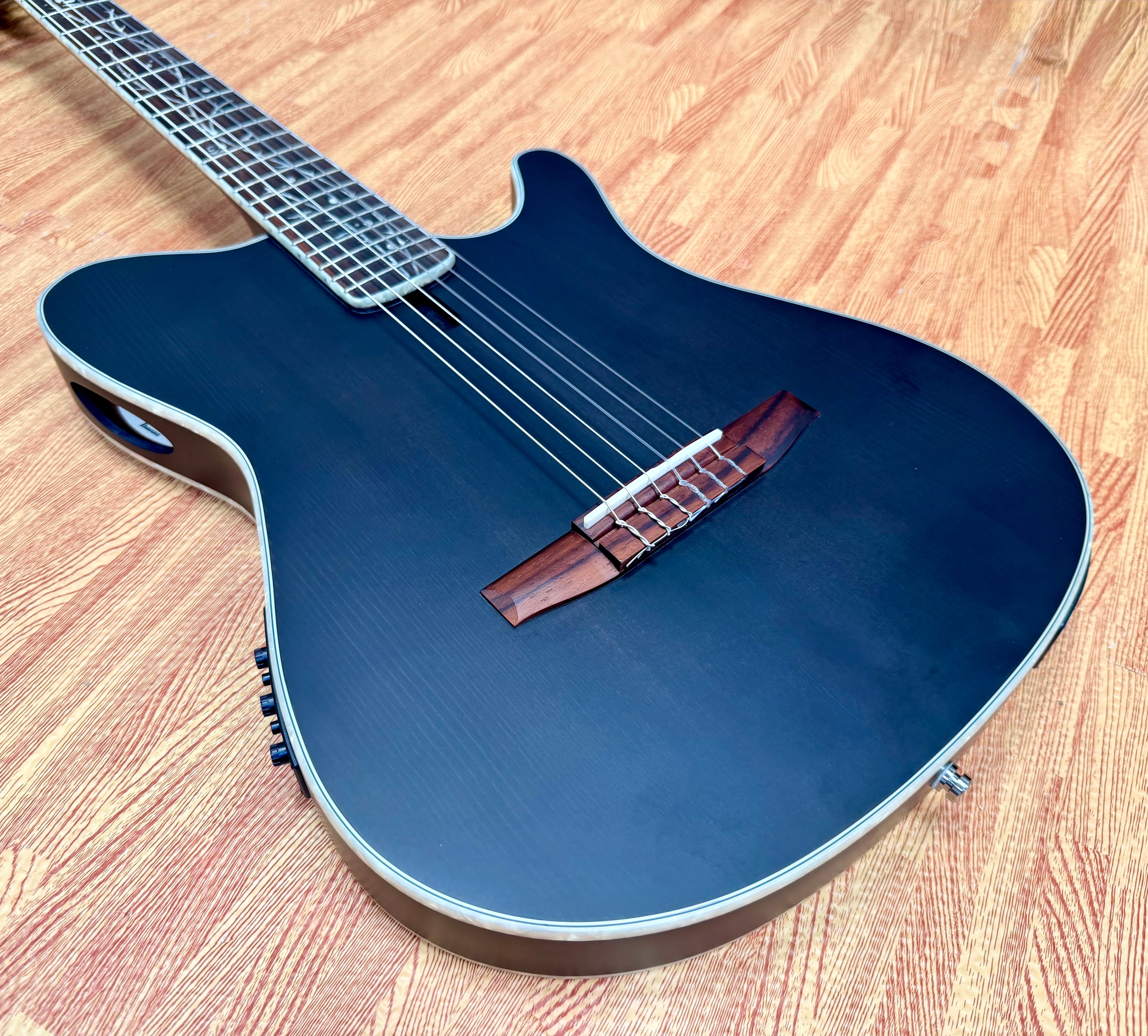 🔥MINT🔥 Ibanez TOD10N Tim Henson Signature Electro Acoustic Nylon~ Black!
