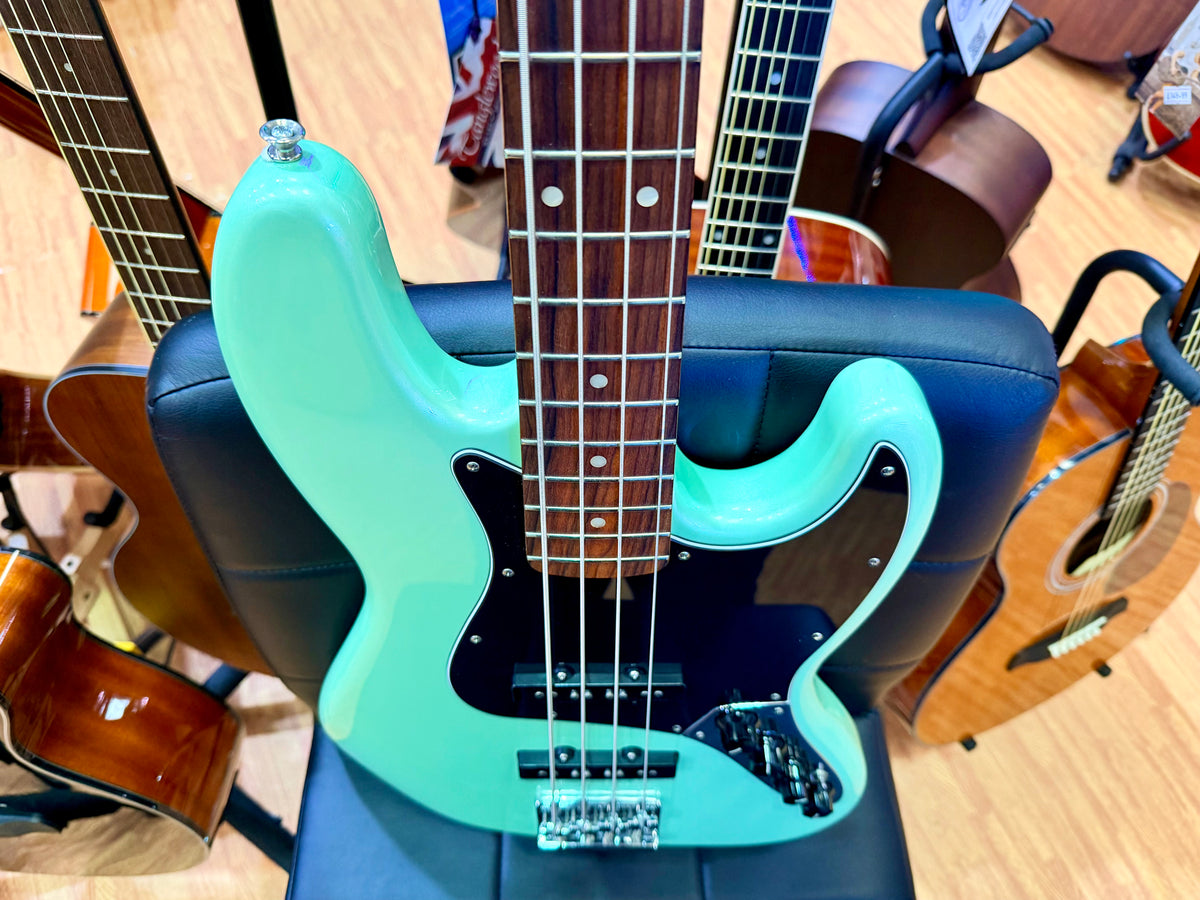 2020 Fender Deluxe Active Jazz Bass~ Surf Pearl~ Pau Ferro~ Noiseless Pickups