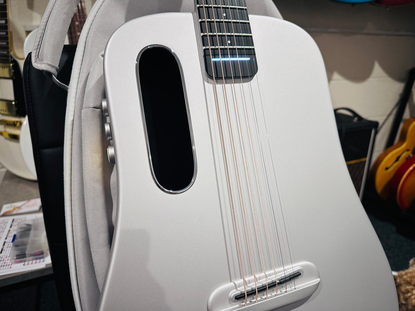 🌟NEW🌟 LAVA ME AIR CARBON FIBRE 36” Electro-Acousic Smart Guitar~ Silver + Bag!