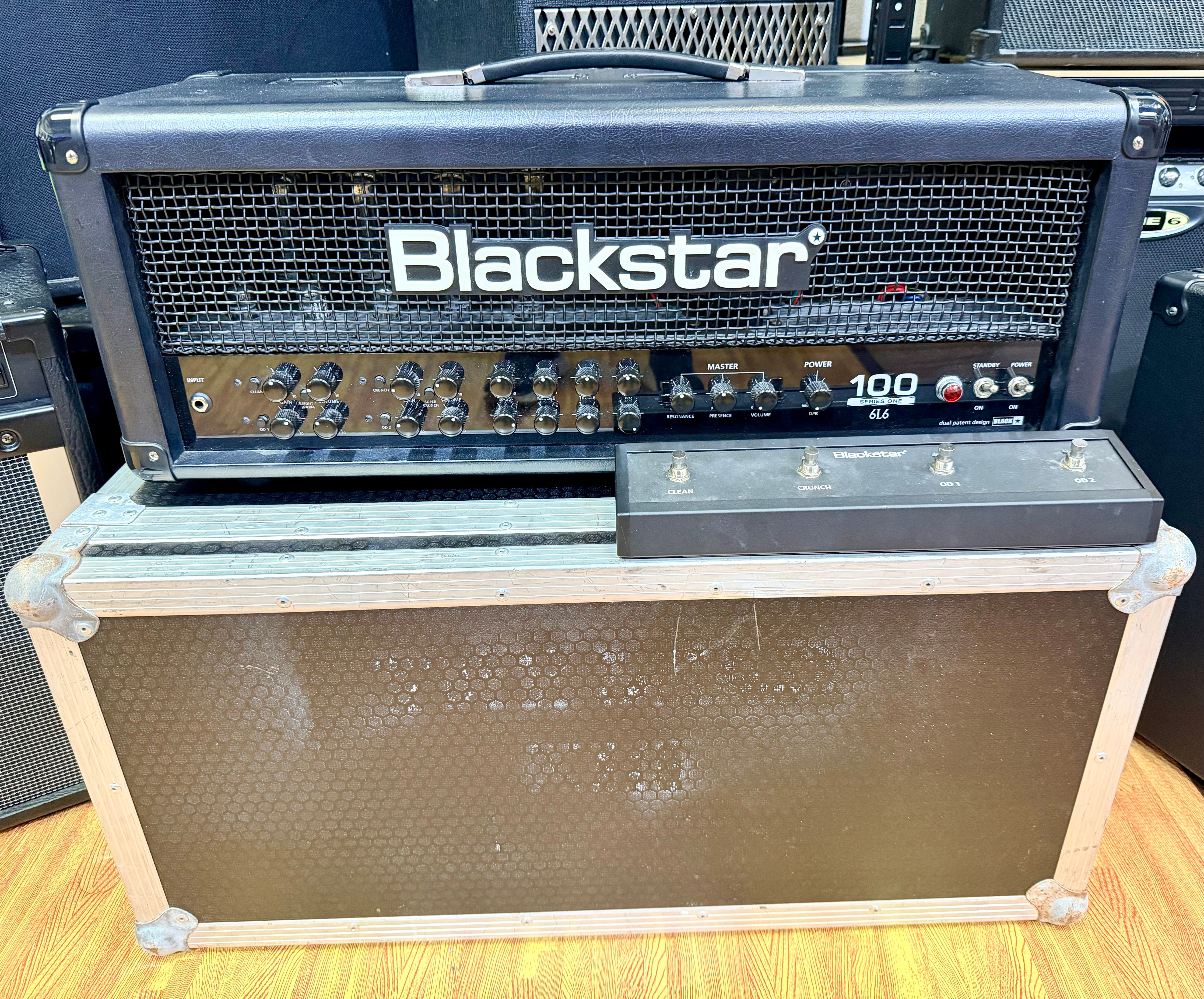 ⭐ Blackstar Series One 100 6L6 Valve Amp Head~ With Footswitch & Flight Case ⭐