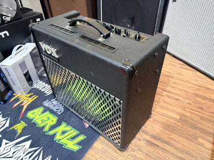 🎸 Vox AD30VT Valvetronix~ Chrome~ 30w Guitar Combo Amplifier Amp~ Black! 🎸