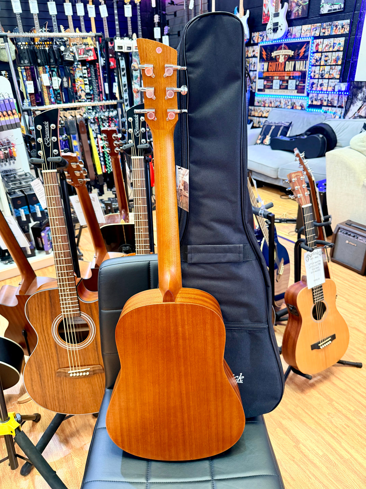 ✨NEW✨ Brunswick BT200 3/4 Travel Acoustic Guitar In Natural With Gig Bag!