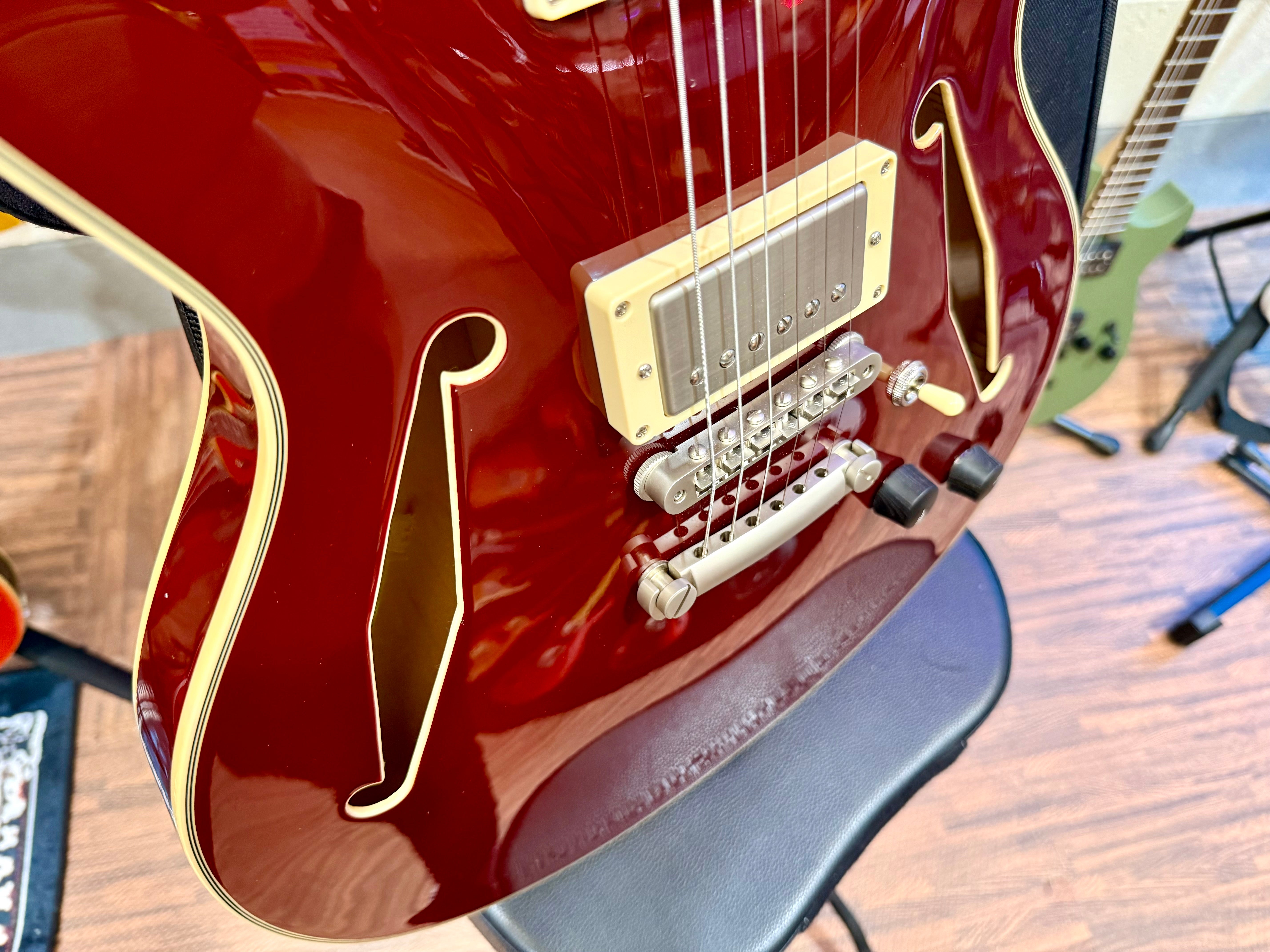 🌟MINT🌟 D’Angelico Excel Series DC Tour Hollowbody Centre Block~ Solid Wine Red