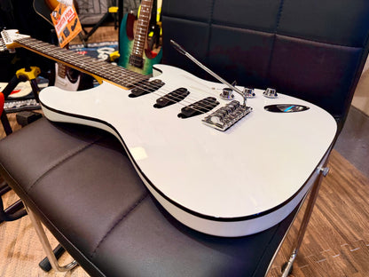 🔥MINT🔥 Fender Aerodyne Special Stratocaster~ Bright White~ 2022 Made In Japan!