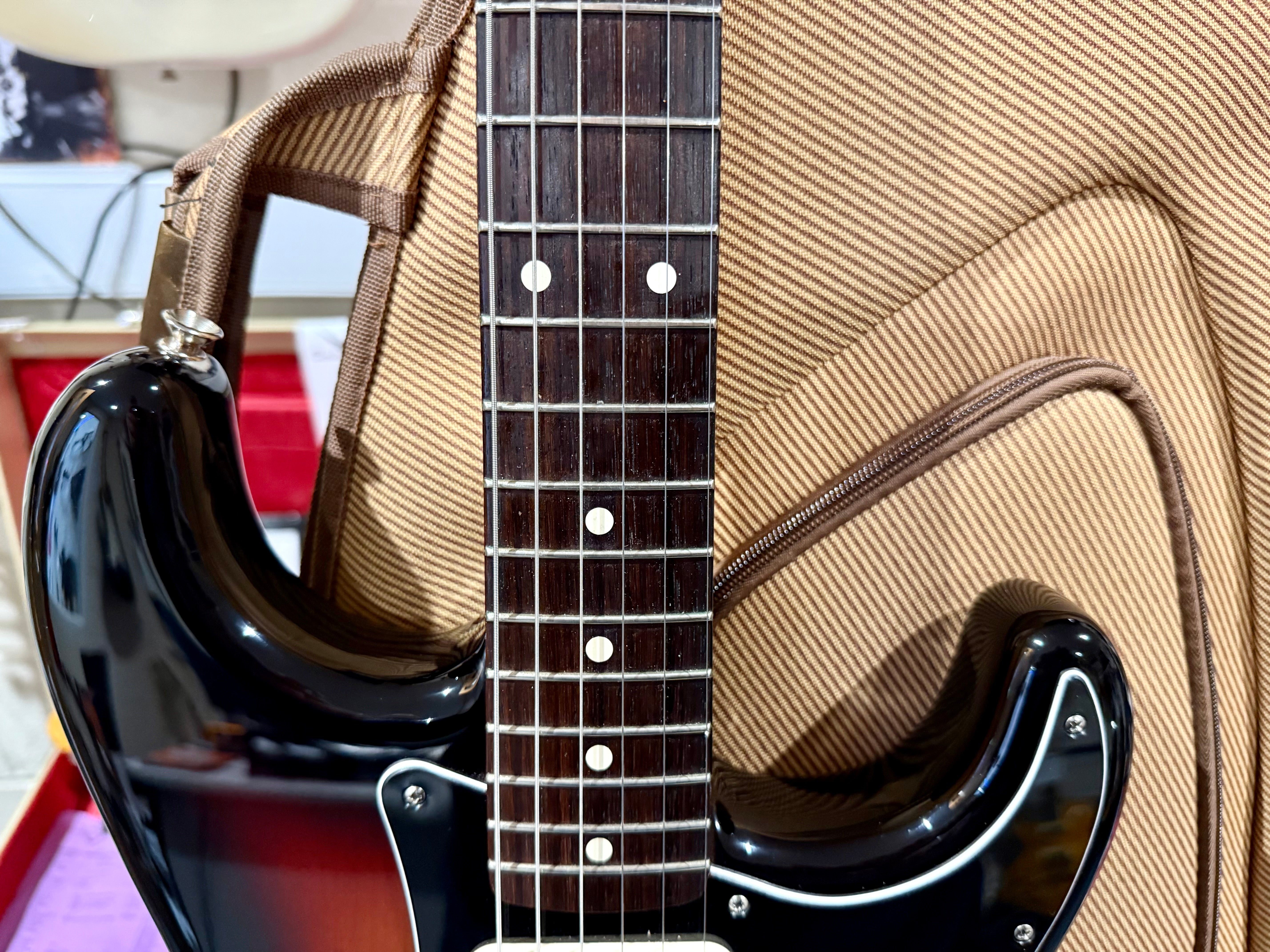 🔥LOLLAR 64 PICKUP UPGRADE🔥 Fender Vintera II ‘60s Stratocaster 2023~ Sunburst!