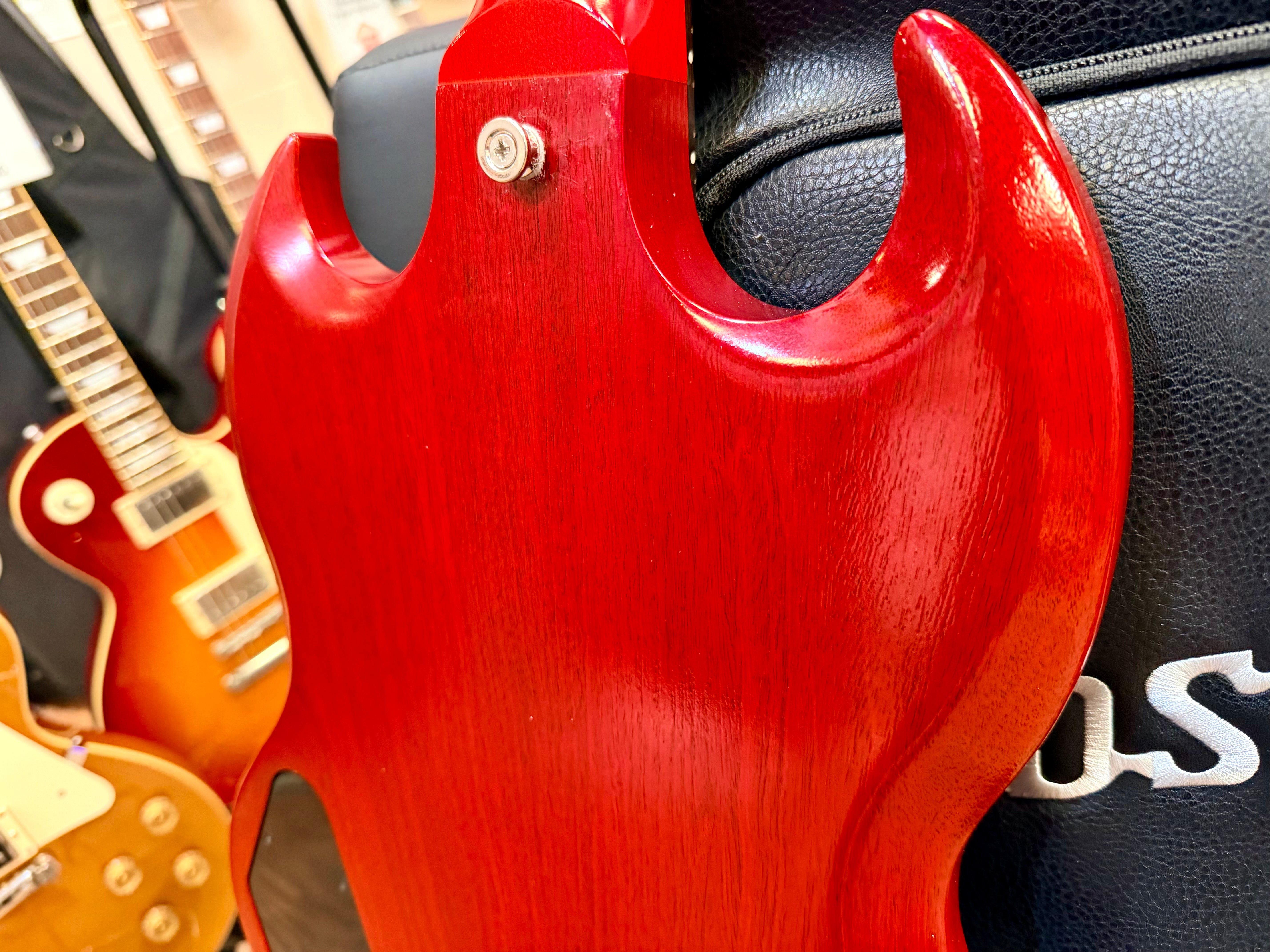 🍒2022🍒 Gibson SG Tribute~ Worn Satin Cherry USA + Deluxe Gig Bag~ Cherished!