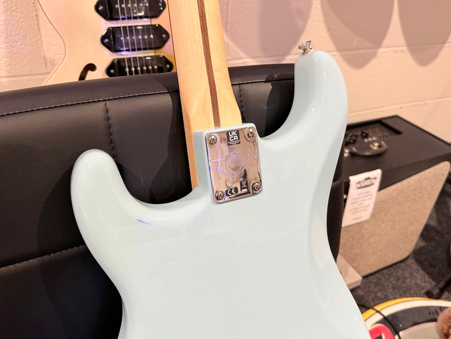 🌟2023🌟 Fender Tom Delonge Stratocaster~ Daphne Blue Signature~ Mexican Strat!