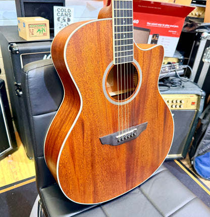 ✨ Orangewood Rey Mahogany Grand Auditorium Cutaway Acoustic Guitar + Gig Bag ✨