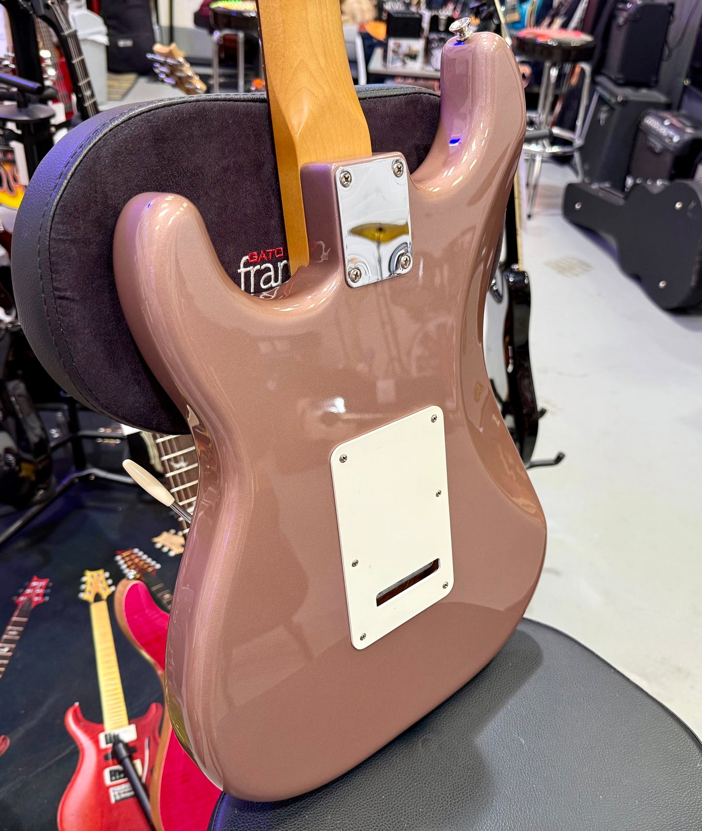 🌟2020🌟 Fender Vintera '60s Stratocaster Modified~ Burgundy Mist Metallic~ Case