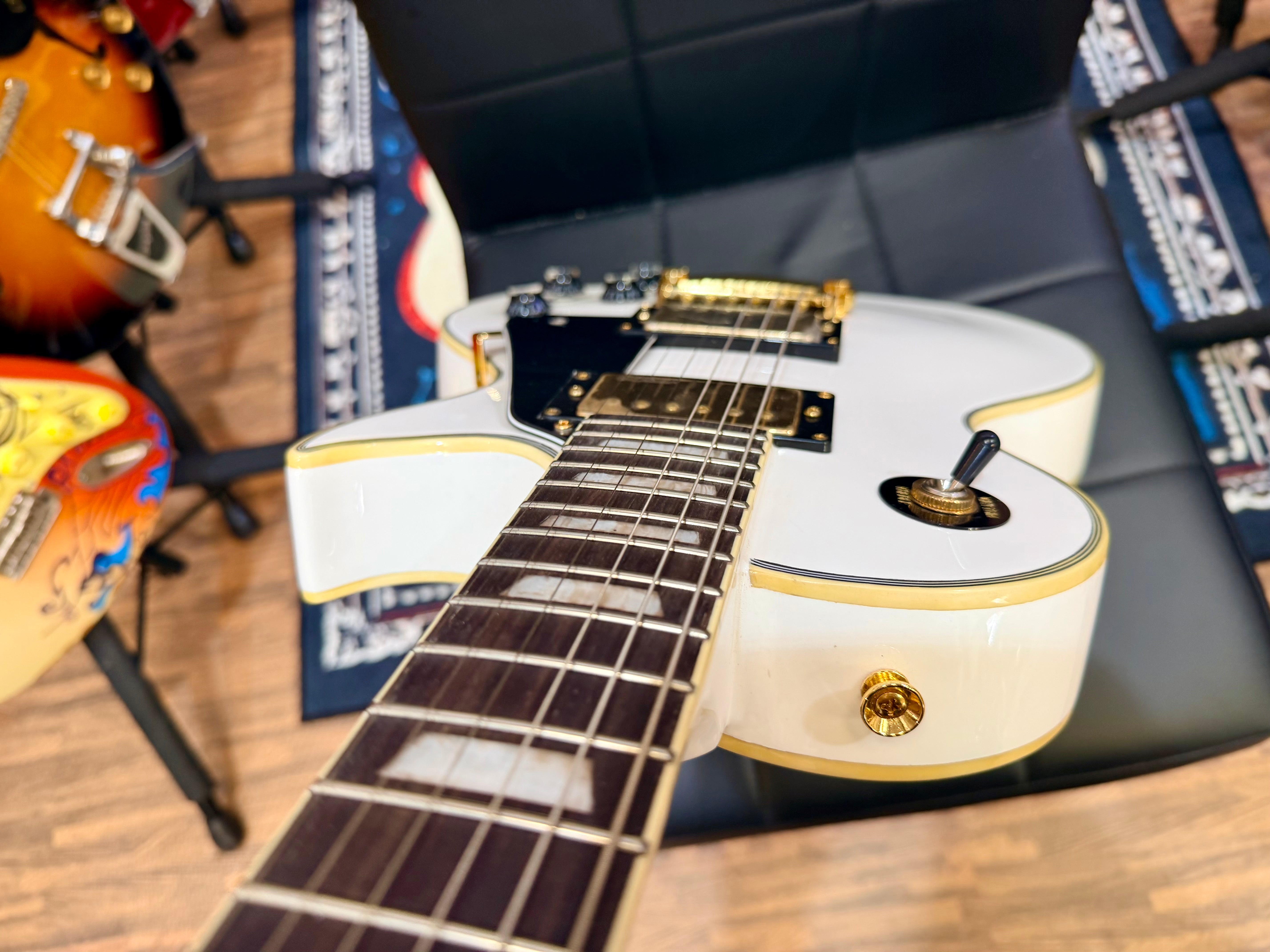 🔥NEW🔥 Vintage V100 ReIssued Electric Guitar – Arctic White Les Paul V100AW!