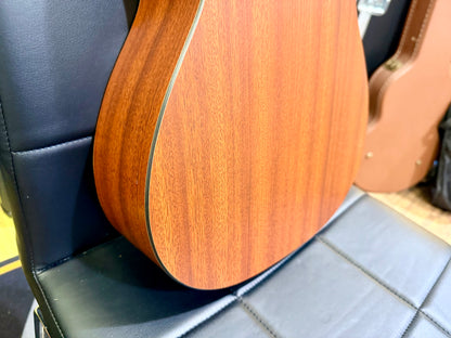 ⚡️2019⚡️ Martin LX1E Little Martin Electro Acoustic Travel Guitar + Gig Bag!