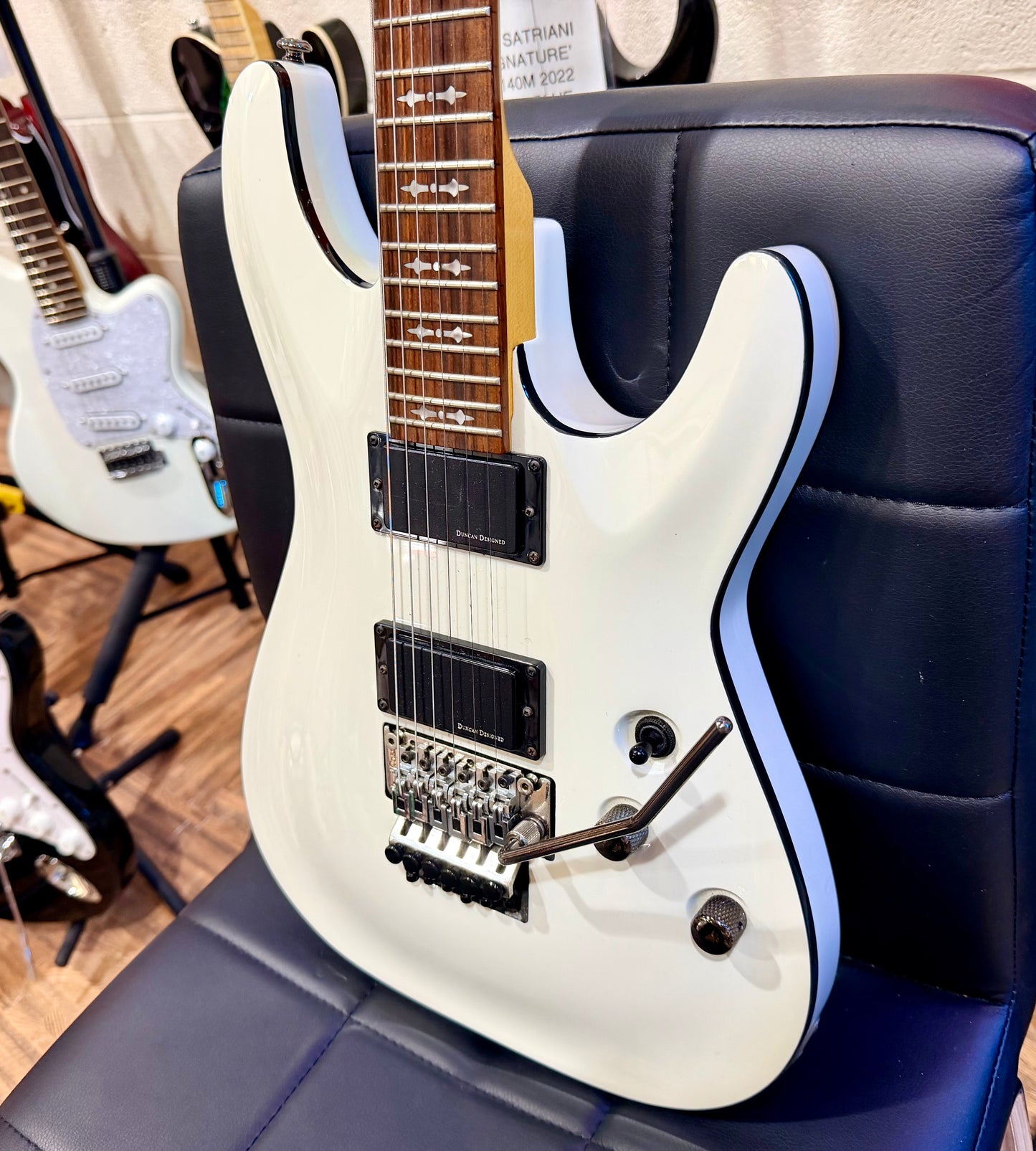 🔥2015🔥 Schecter Demon 6 FR Electric Guitar~ Vintage White~ Floyd Rose!