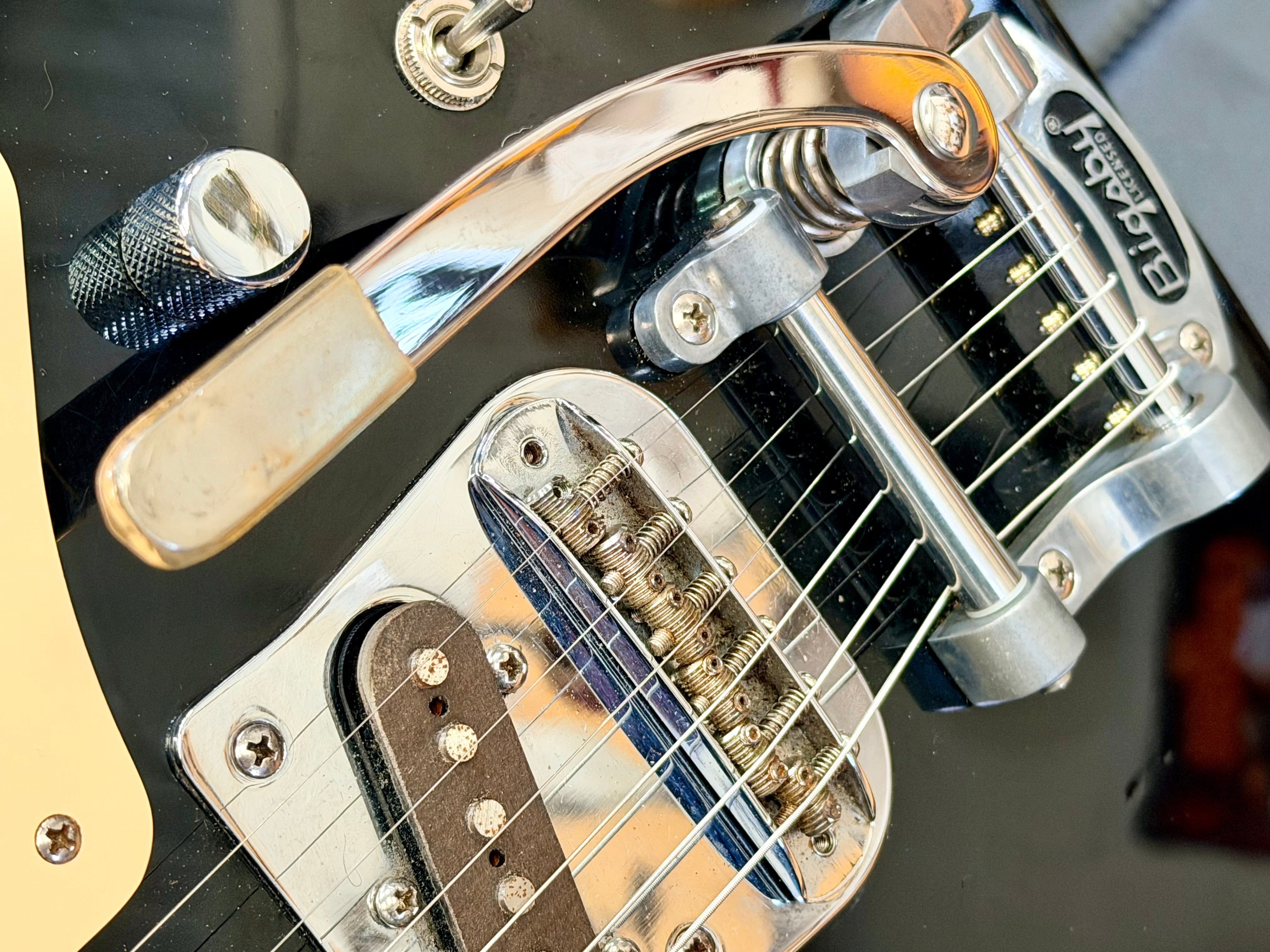 ⚡️RARE⚡️ 2014 Fender Squier Vintage Modified Cabronita Telecaster~ Bigsby~ Black