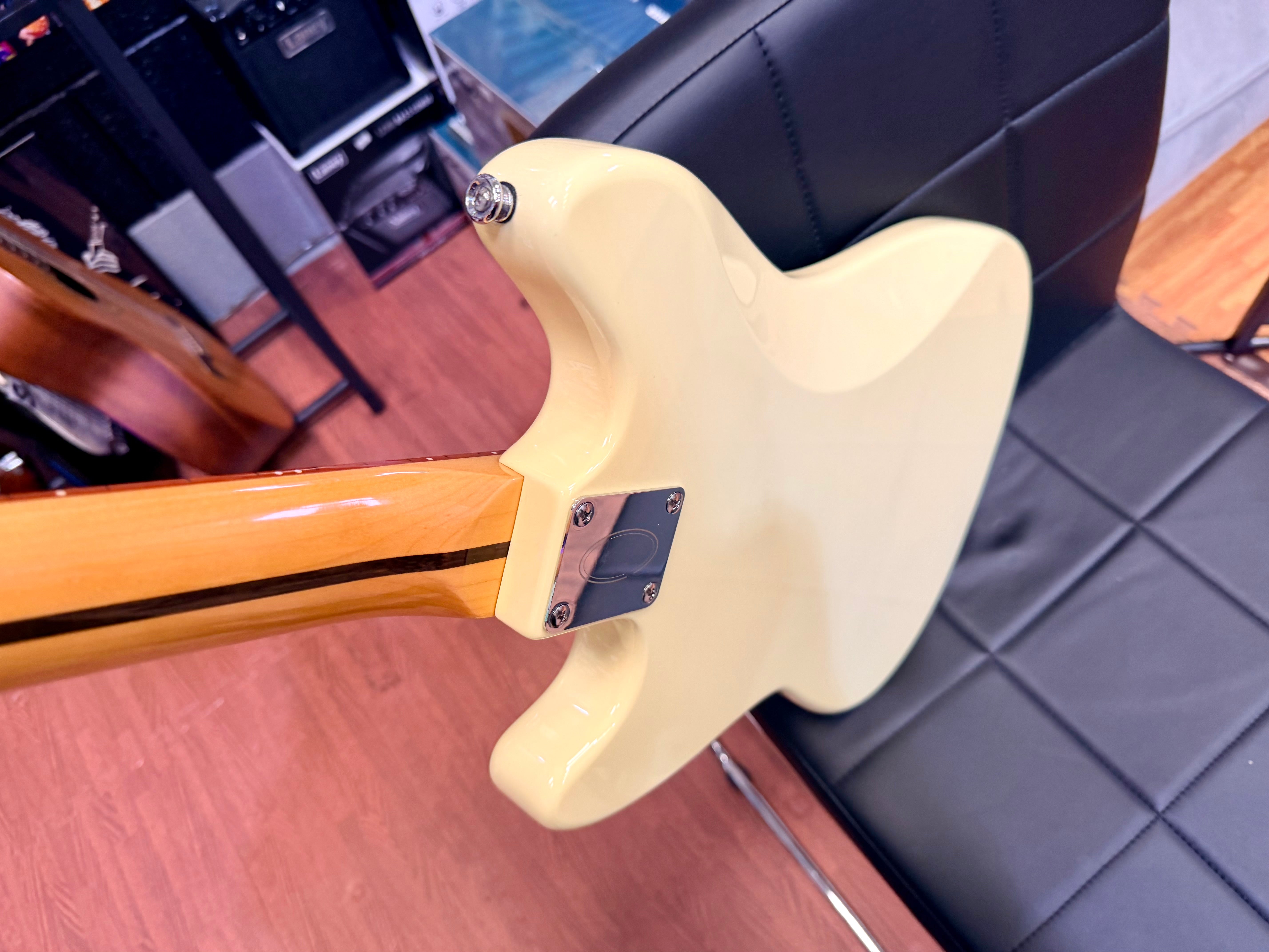 🔥NEW🔥 Vintage REVO Series 'Colt' SS Twin Electric Guitar ~ Vintage White!