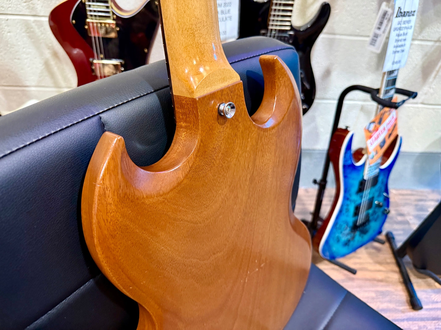 🌟2020🌟 Gibson SG Tribute~ Natural Walnut Finish~ Hiscox Hard Case~ USA Made!