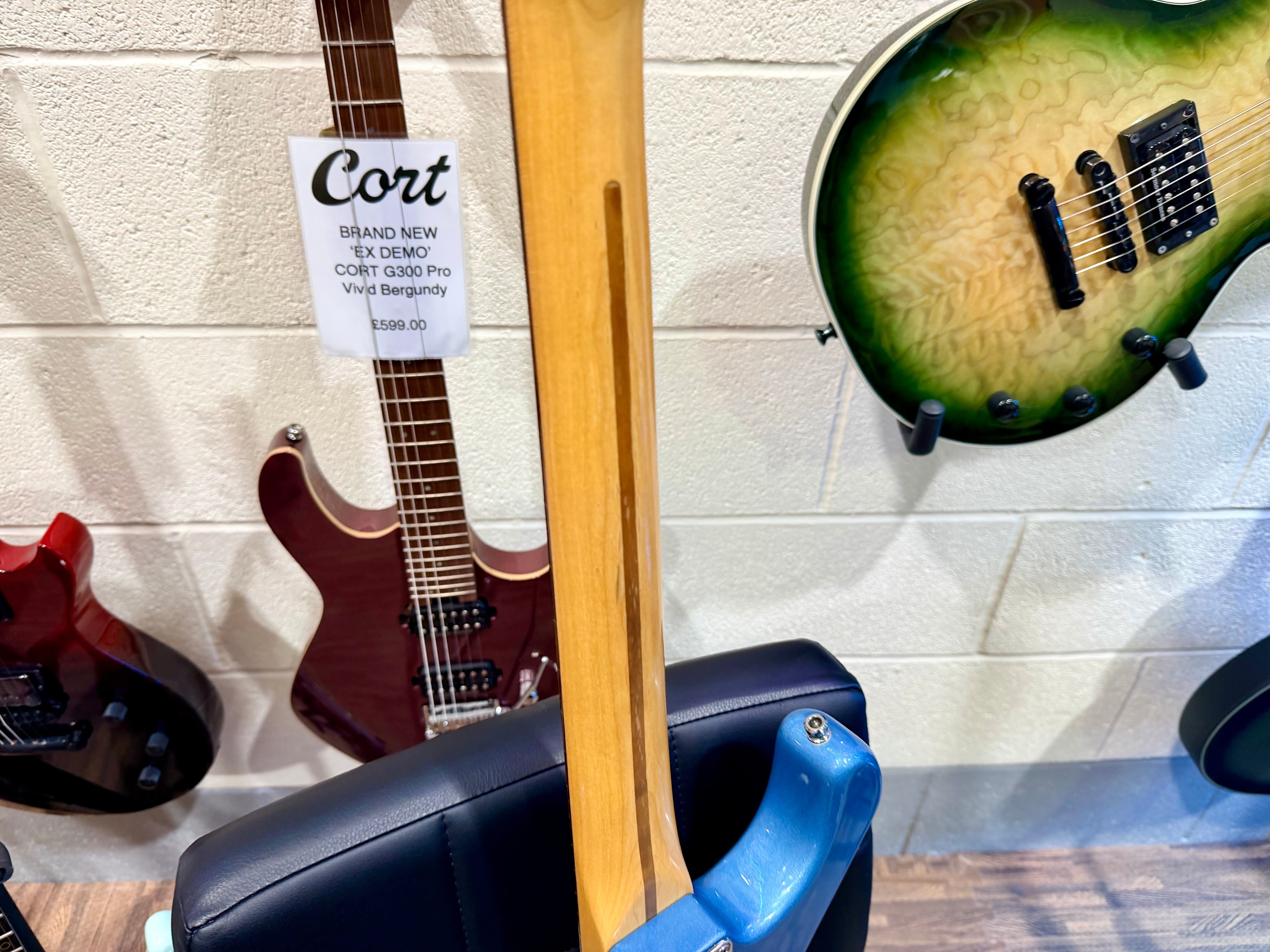 🌟1996🌟 Fender Limited Edition American Standard Stratocaster~ Lake Placid Blue