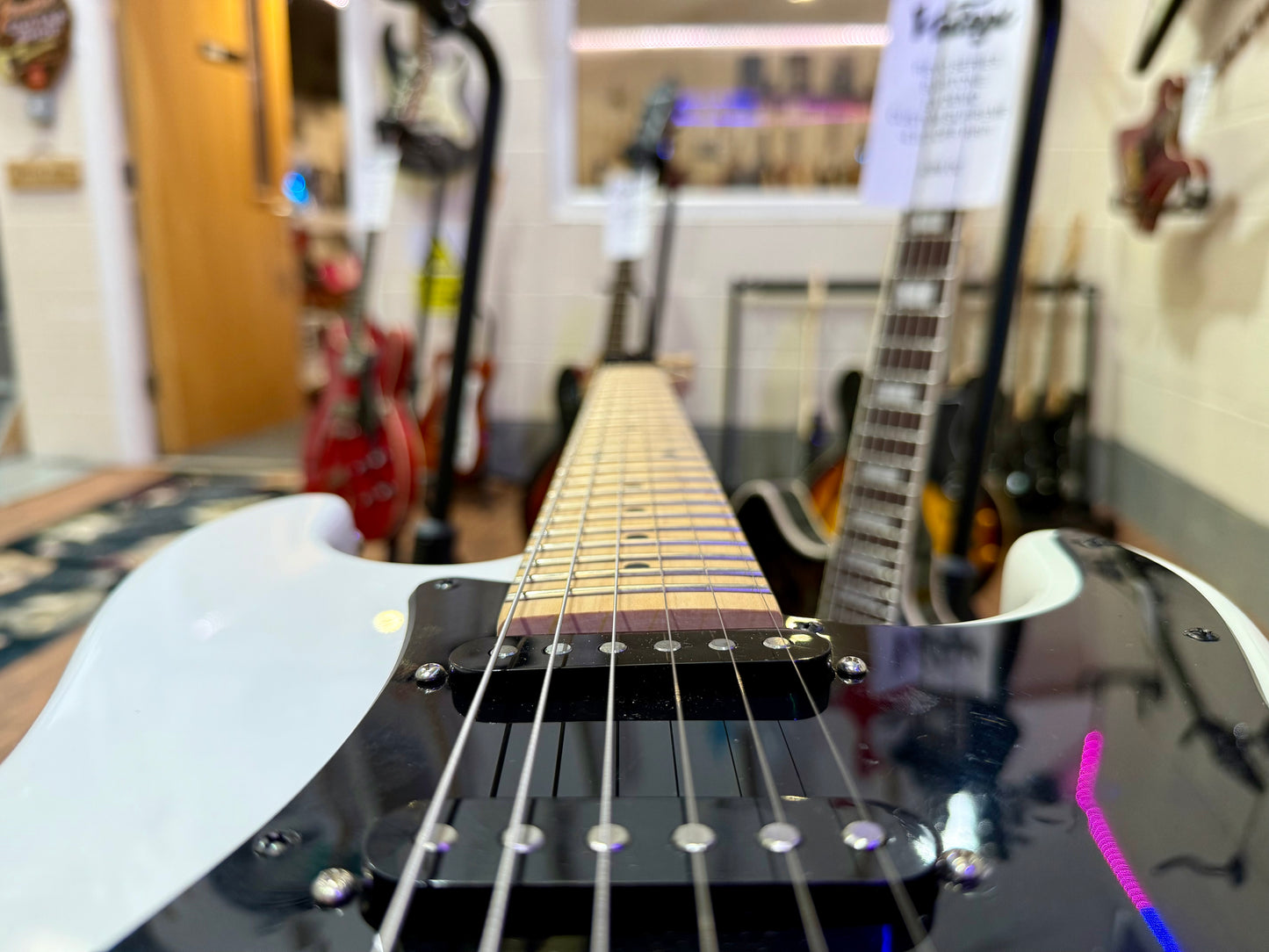 🔥MINT 2023🔥 Jackson Adrian Smith SDXM~ Snow White~ Iron Maiden Signature!