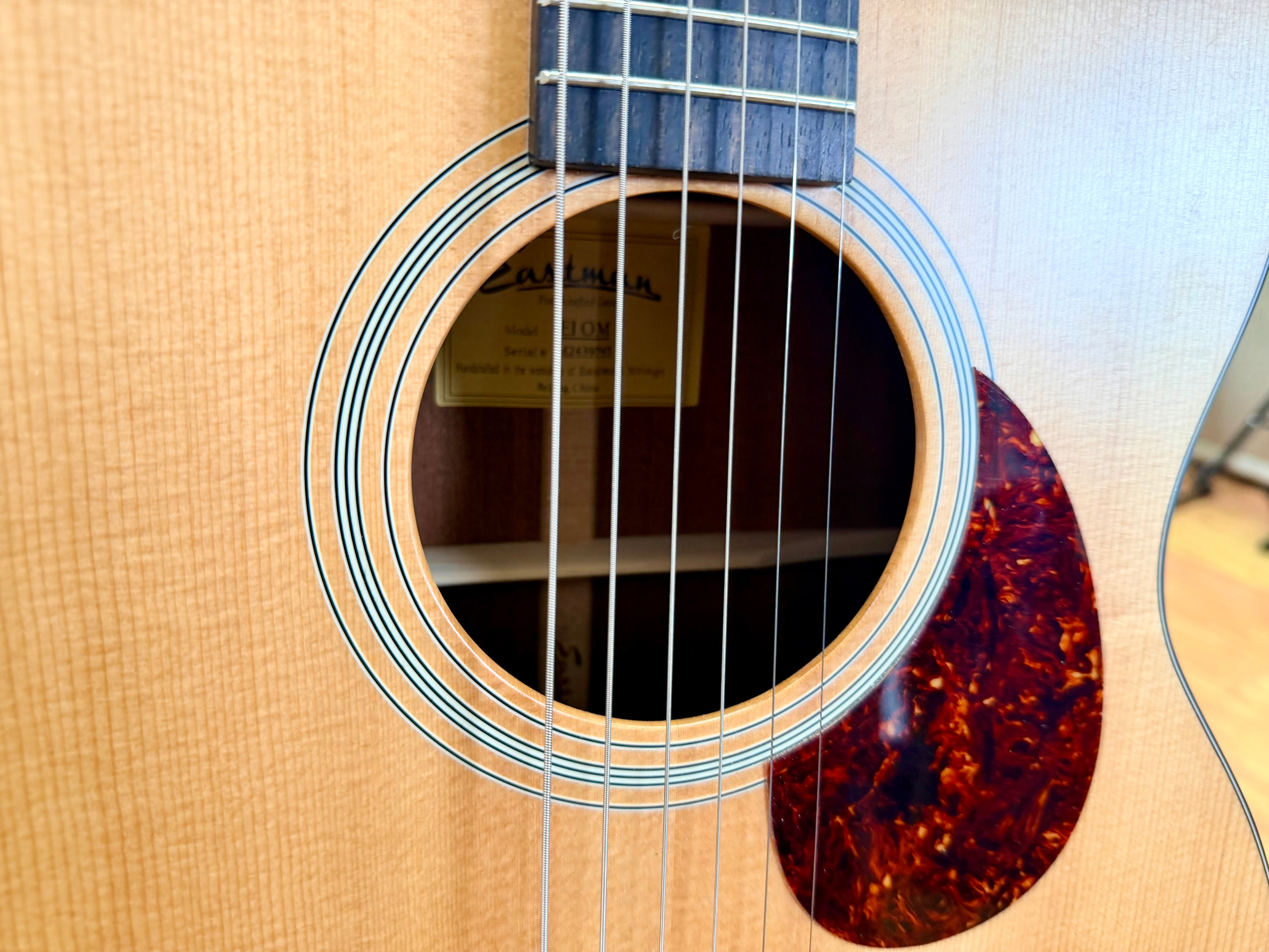 ✨2024✨ Eastman E1OM Orchestra Acoustic Guitar in Natural + Gig Bag~ All Solid!