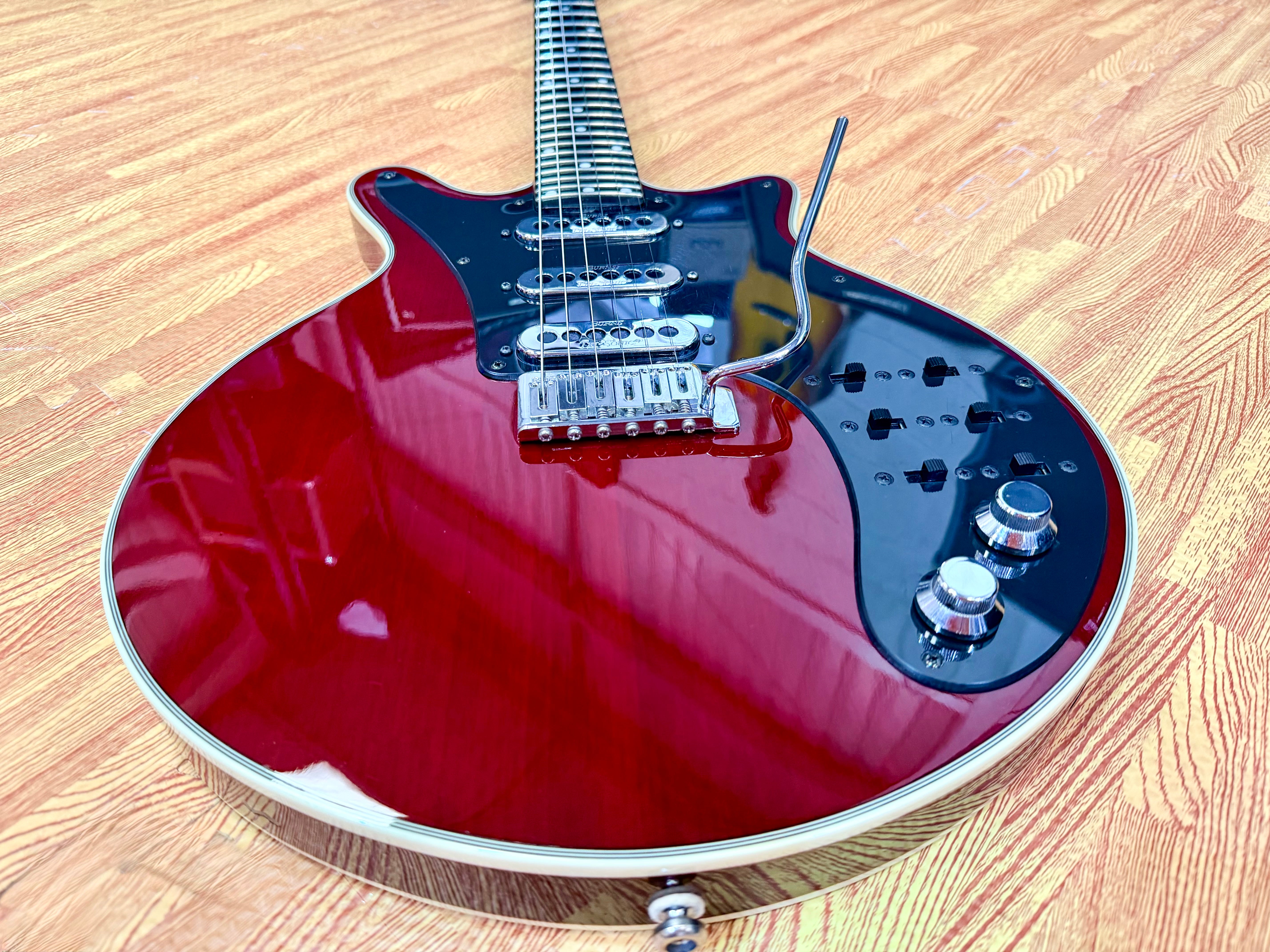 ⚡️2003⚡️ Burns London Brian May Signature Red Special~ Cherry Red Korean Made!