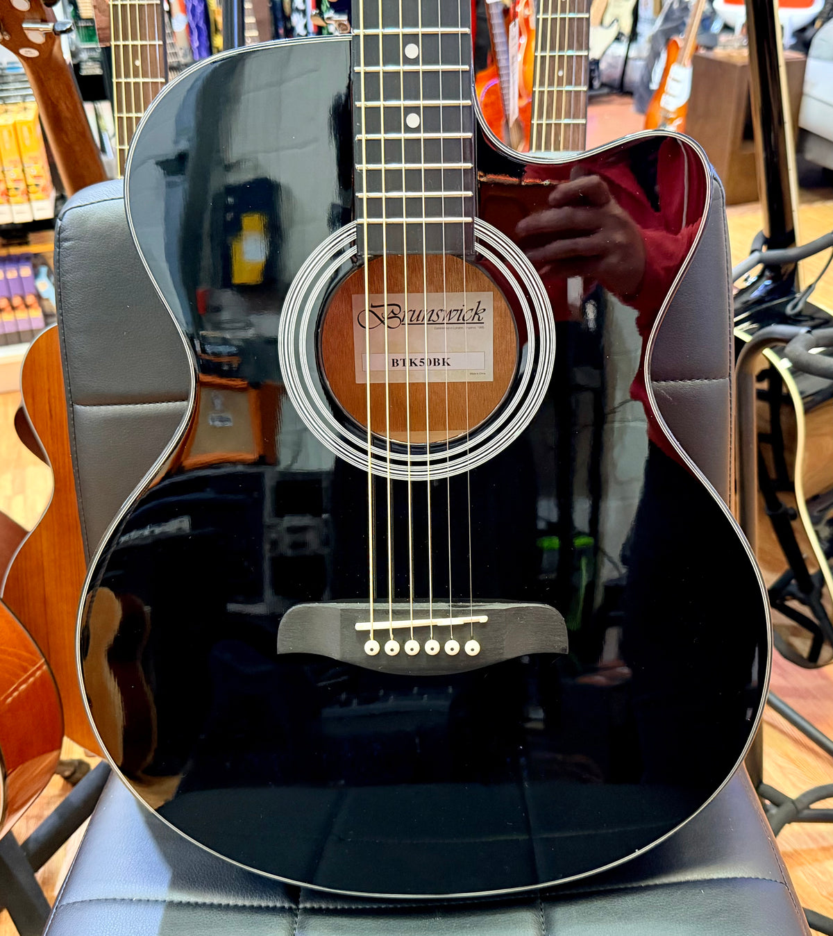 Brunswick BTK50BK Advanced Stage Electro Acoustic Guitar~ Black Gloss Cutaway