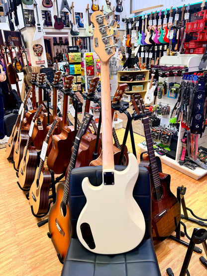 ✨2023✨ Yamaha BB234 4 String Electric Bass Guitar~ Vintage White~ Rosewood!