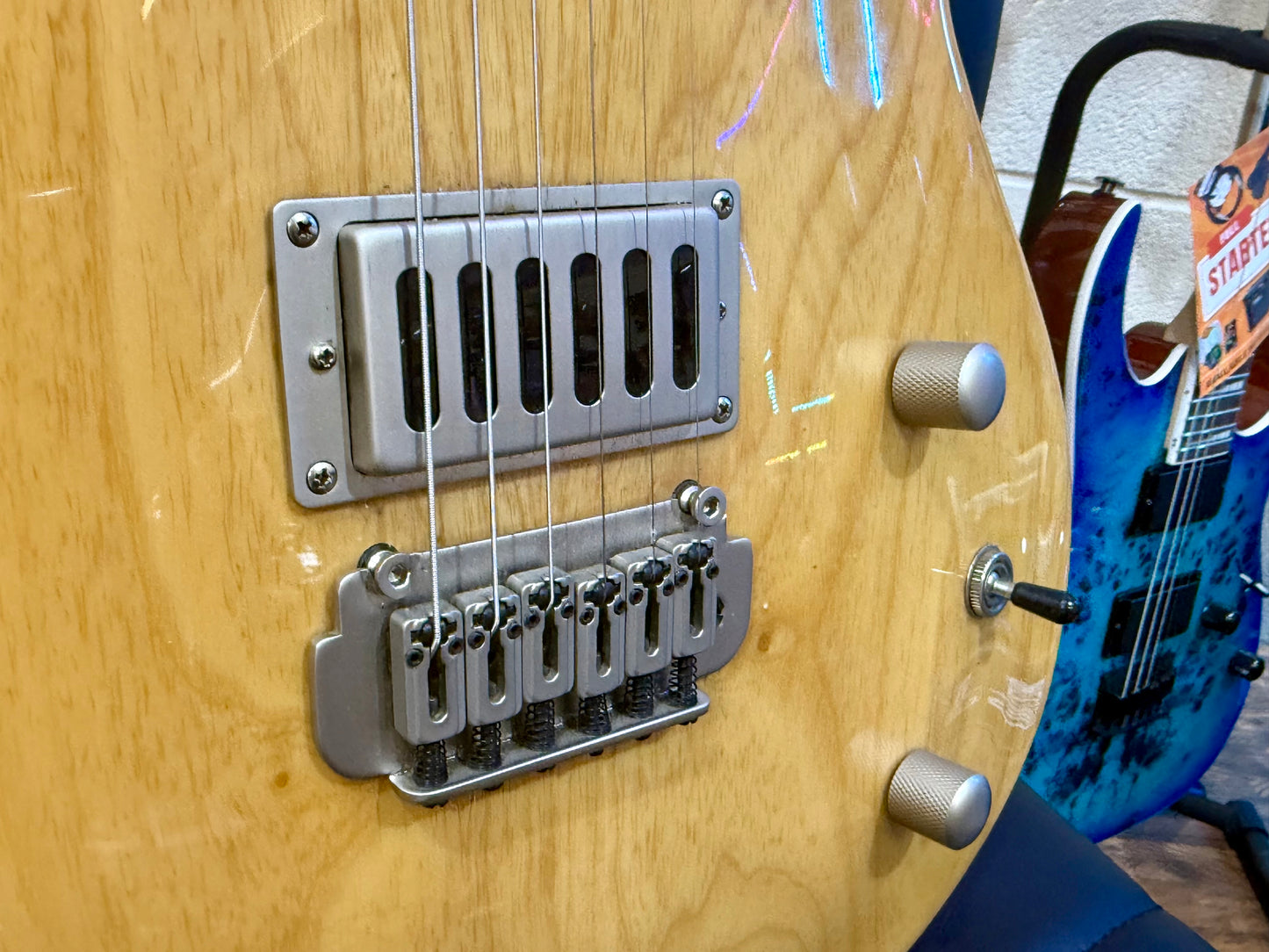 🌟KOREAN🌟 Shine SIL-410 F-Hole Electric Guitar~ Made In Korea~ Natural Gloss!