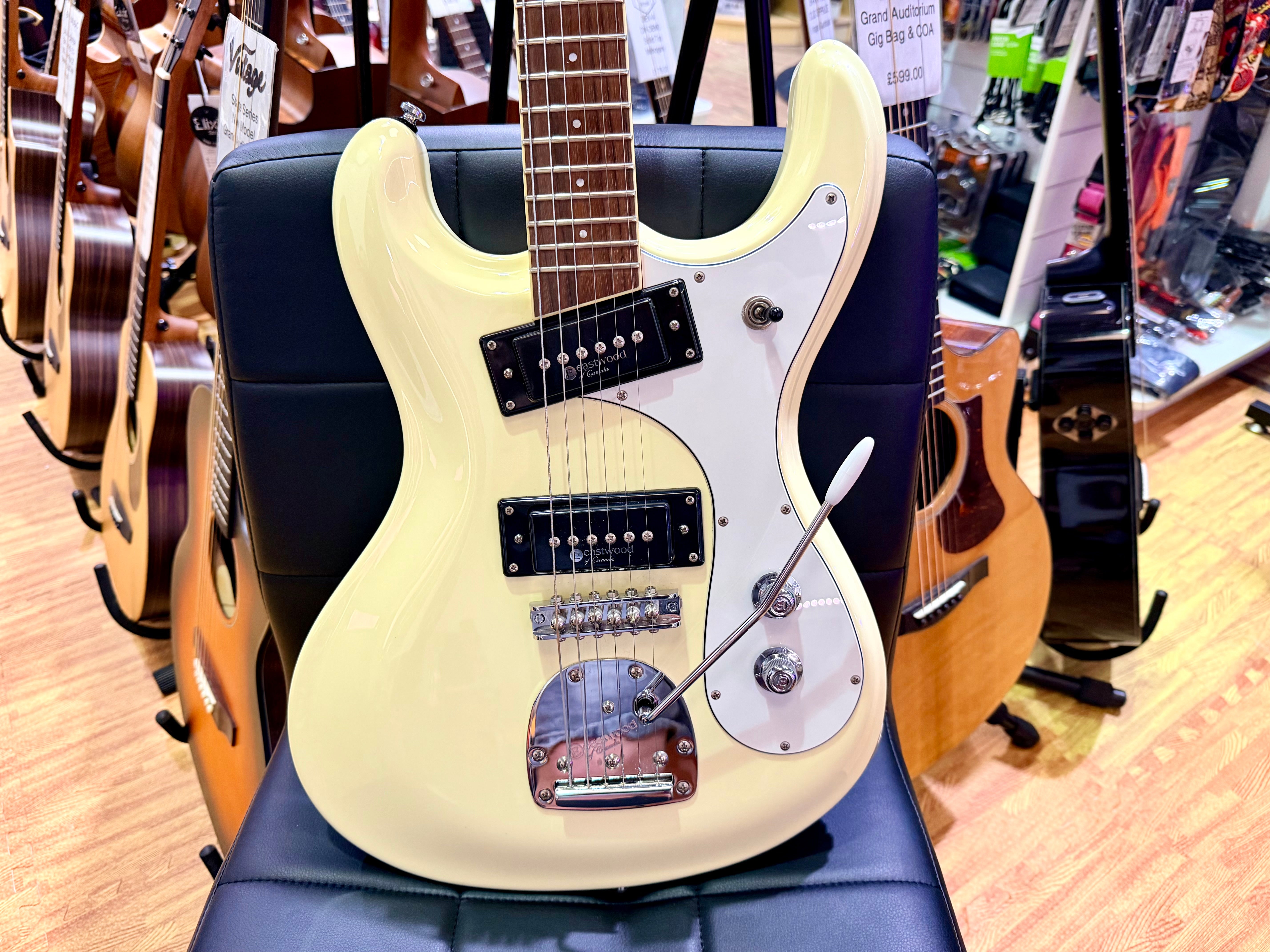 ✨MINT✨ Eastwood Sidejack Pro DLX~ Vintage White 2017 Electric Guitar Mosrite!