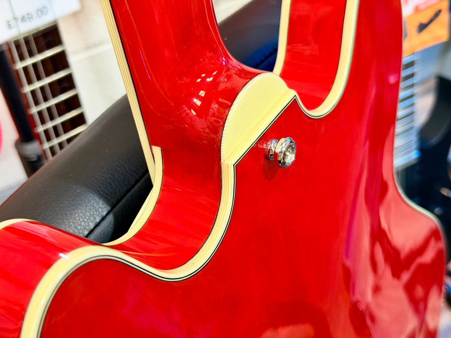 🍒MINT 2022 🍒 Eastman T386-RD Thinline Semi-Hollow ‘335’ Antique Red + Case!