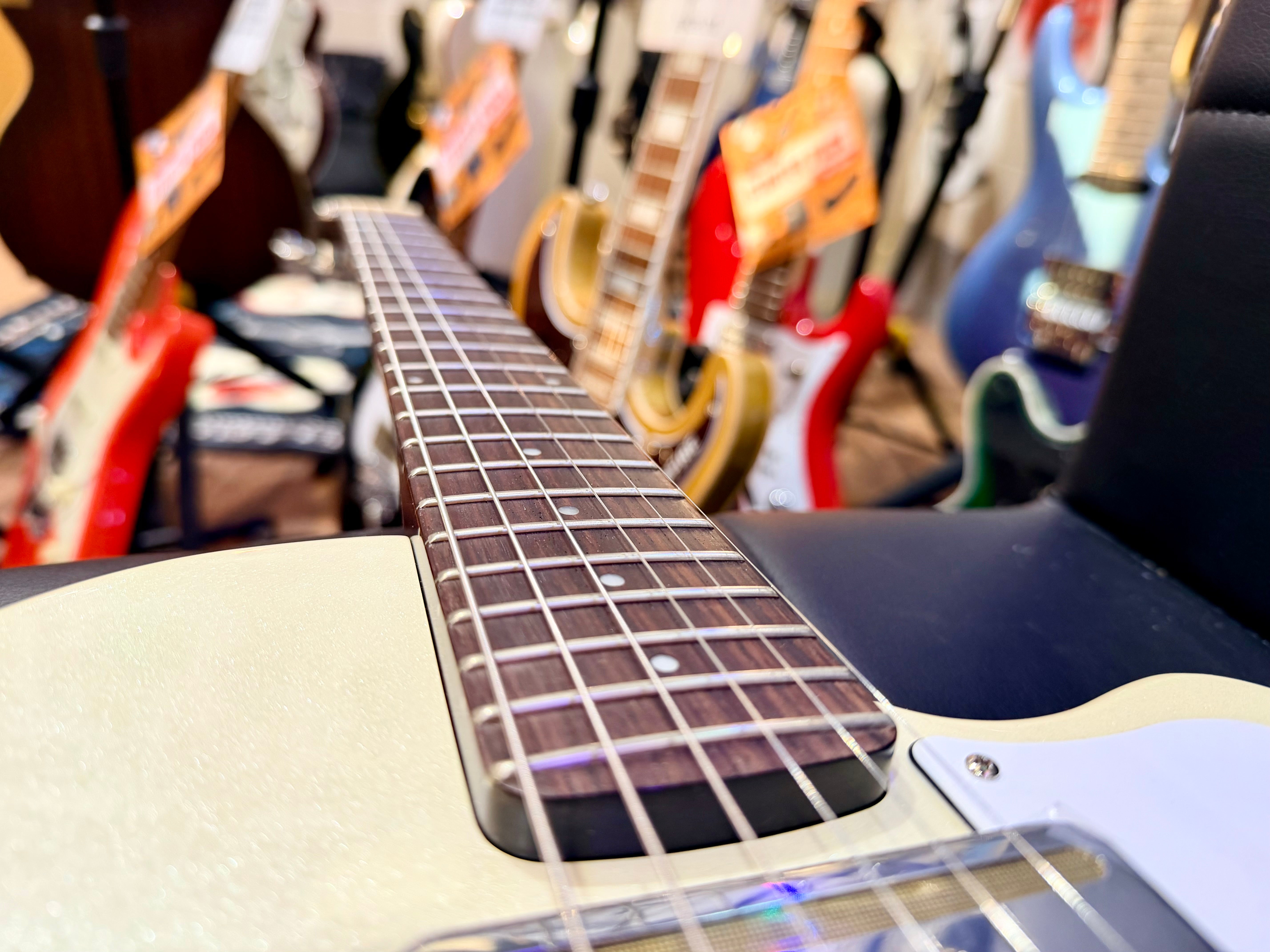 🌟NEW🌟 Harmony Juno Standard Electric~ Pearl White Gold Foil P90 + Mono Case!