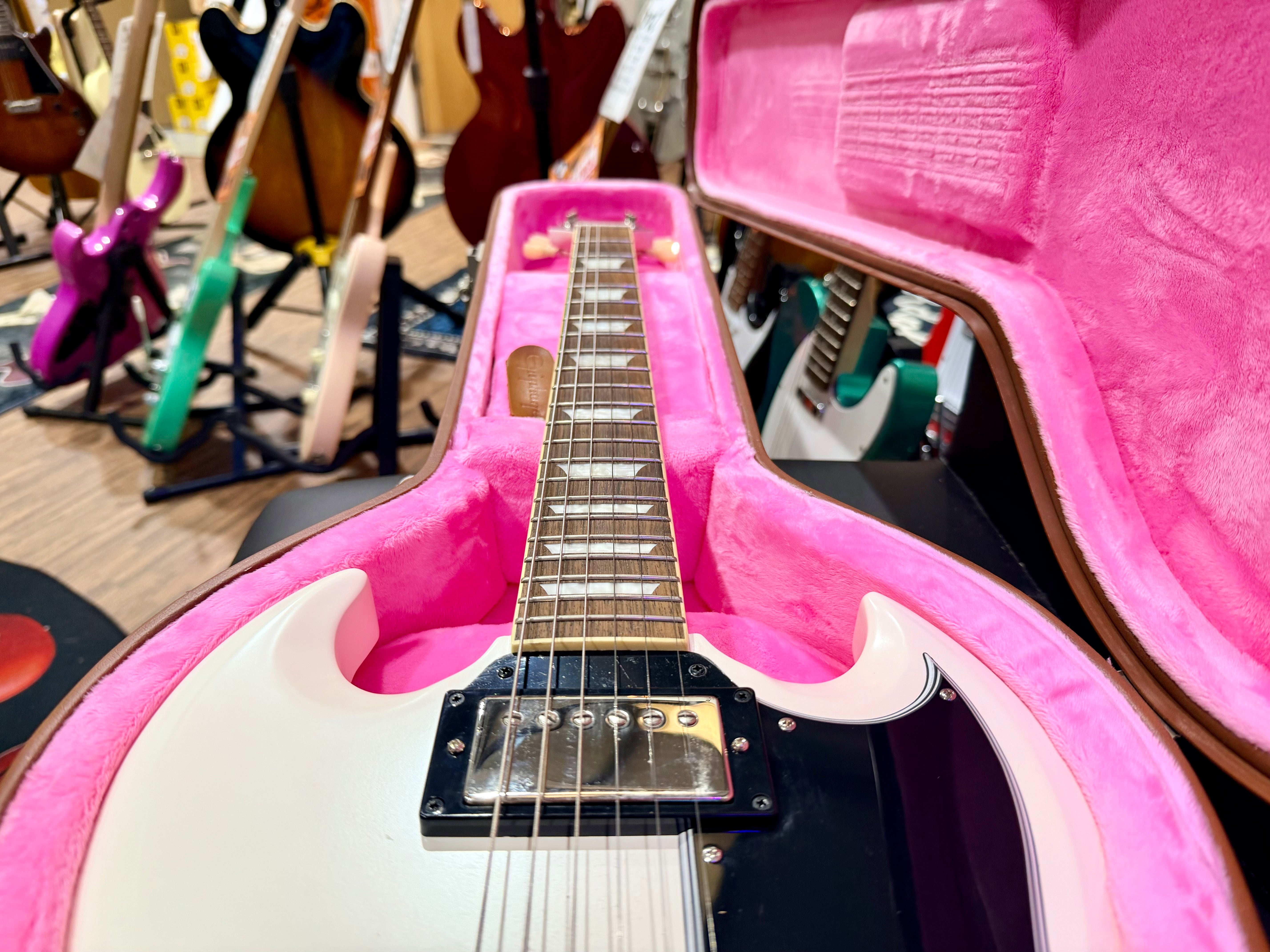 🌟2022🌟 Epiphone 1961 Les Paul SG Standard~ Aged Classic White~ ‘61 + Hard Case