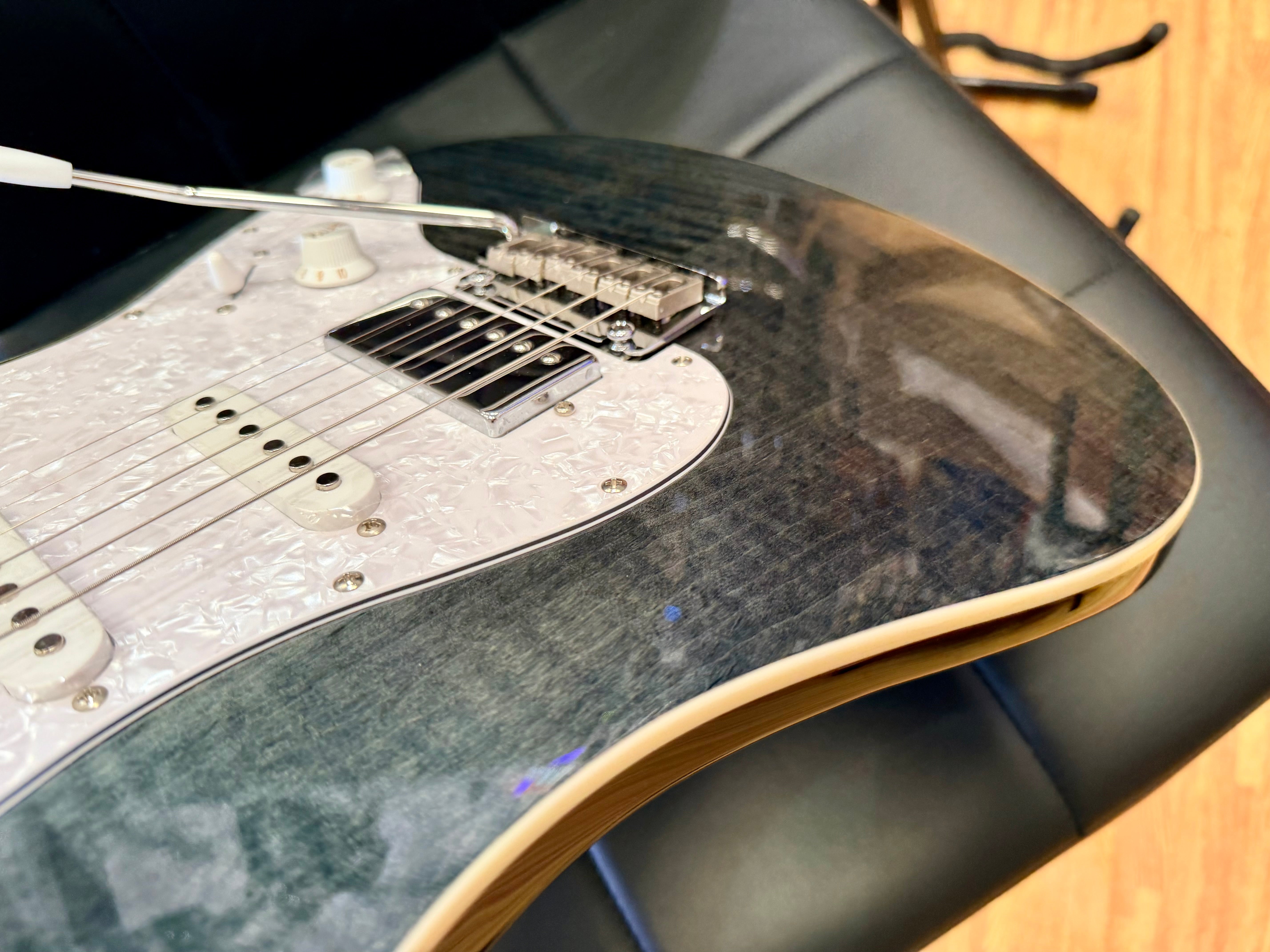 ⚡️NEW⚡️ JET JS-450 Transparent Black Electric Guitar~ HSS Flame Top Strat~ 2026!