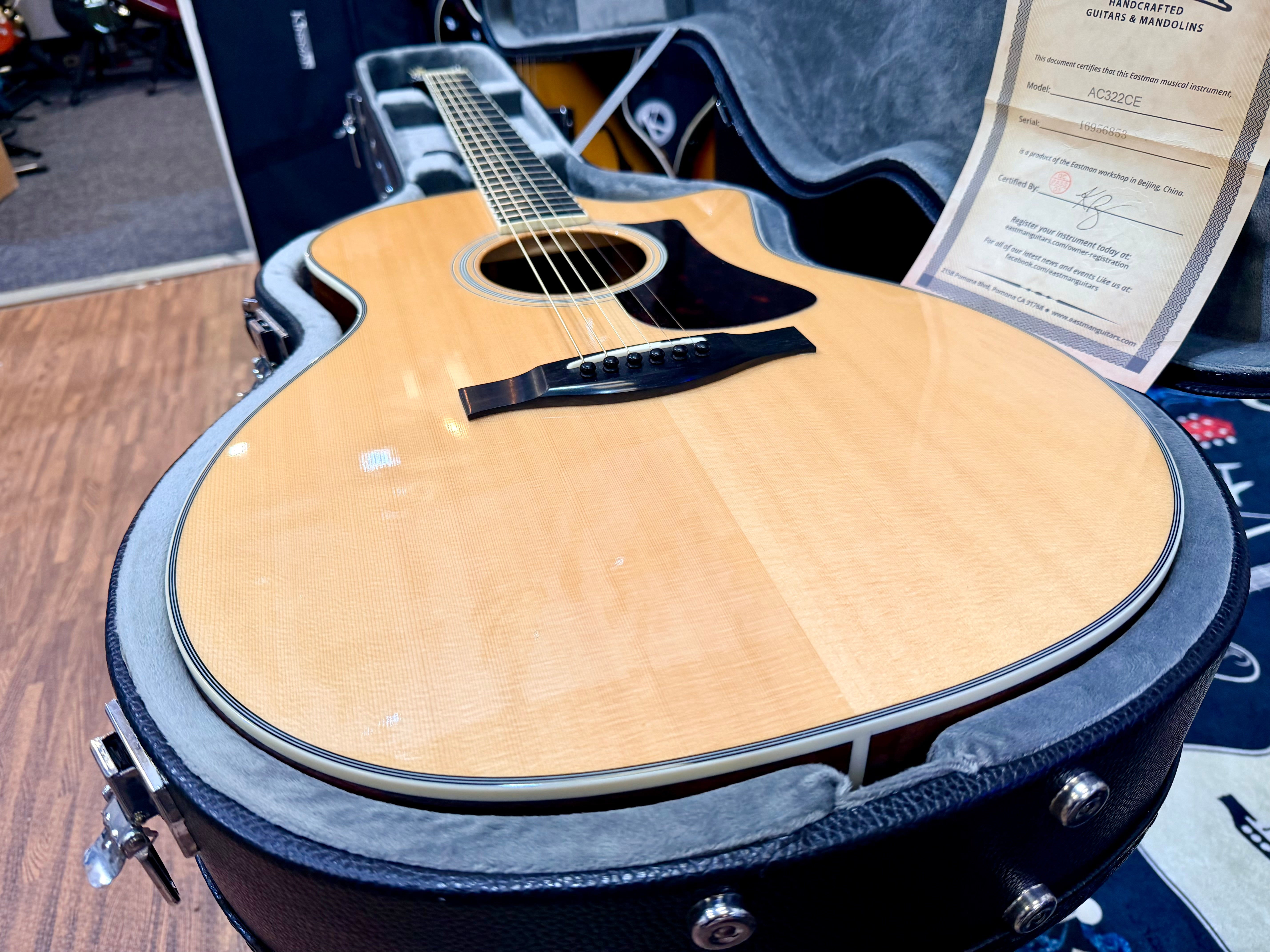 ✨2016✨ Eastman AC322CE Grand Auditorium Electro Acoustic Guitar~ Natural + Case