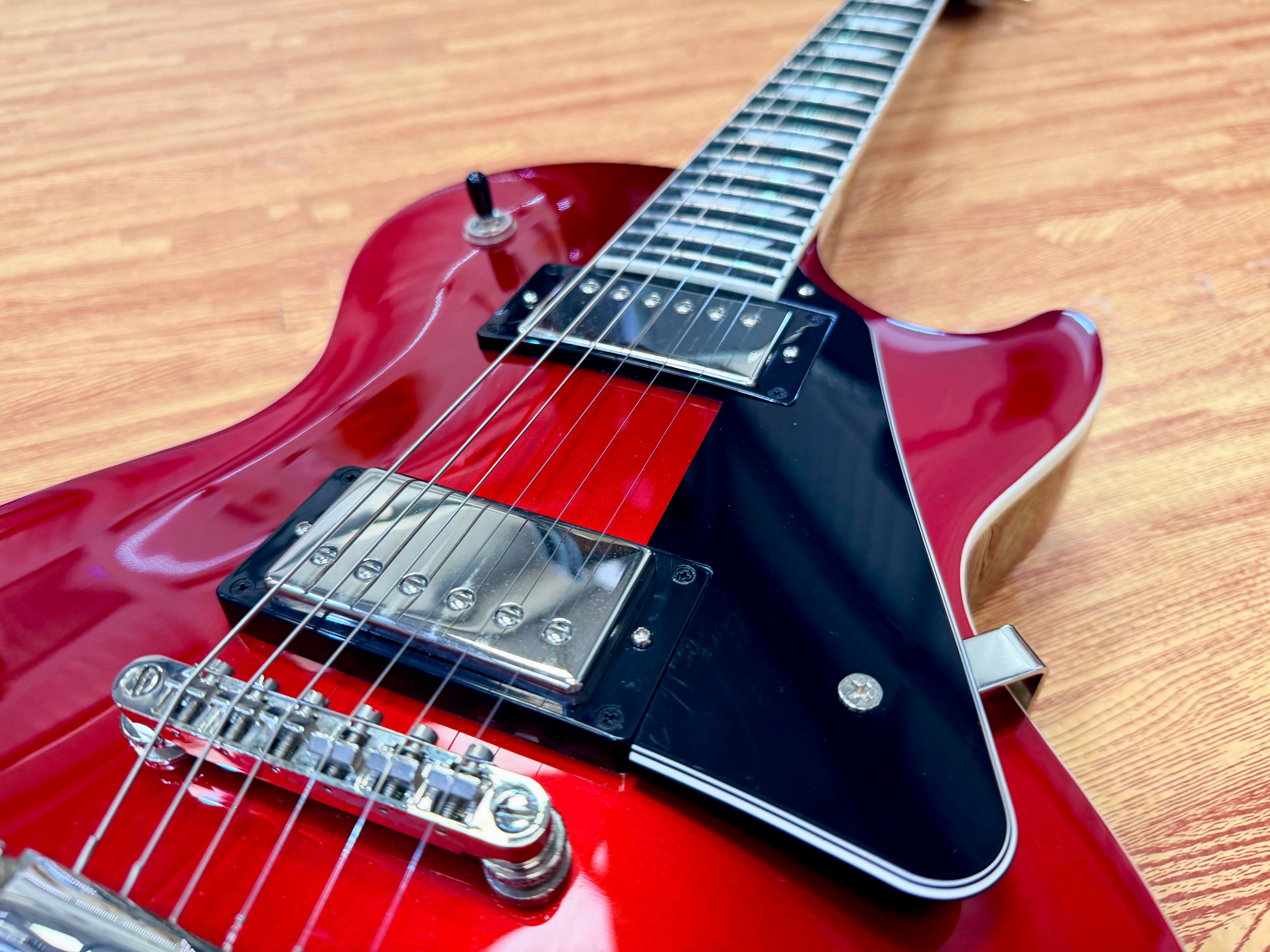 ✨MINT✨ Epiphone Les Paul Modern Sparkling Burgundy~ Electric Guitar~ 2022!