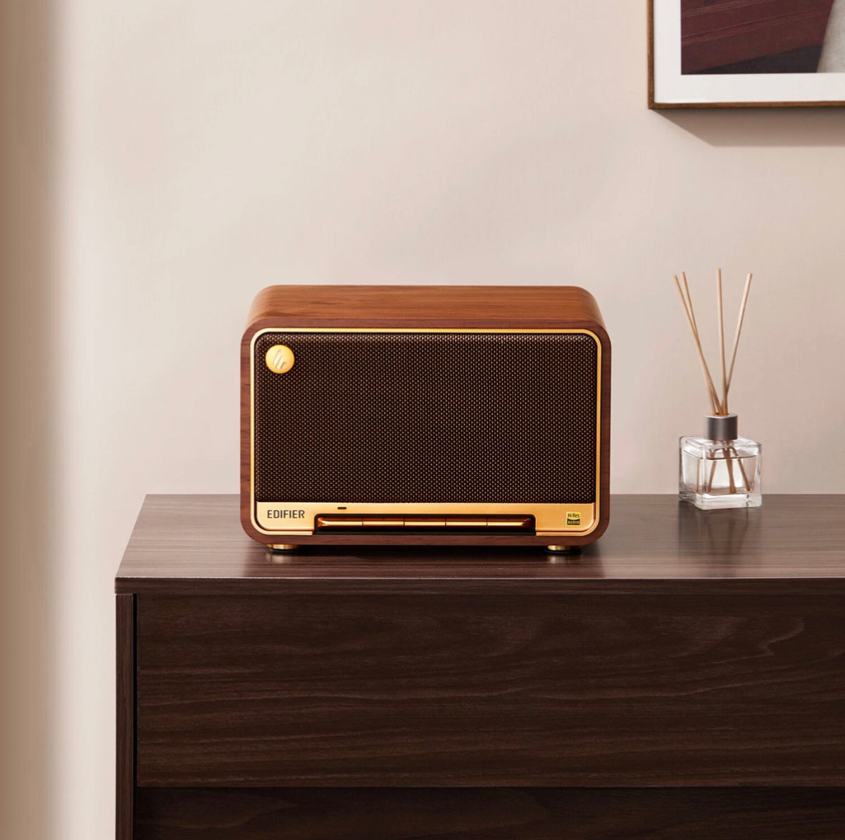 Edifier D32 Tabletop Retro Bluetooth Speaker Hi-Fi Hi-Res Audio 60W RMS - Brown