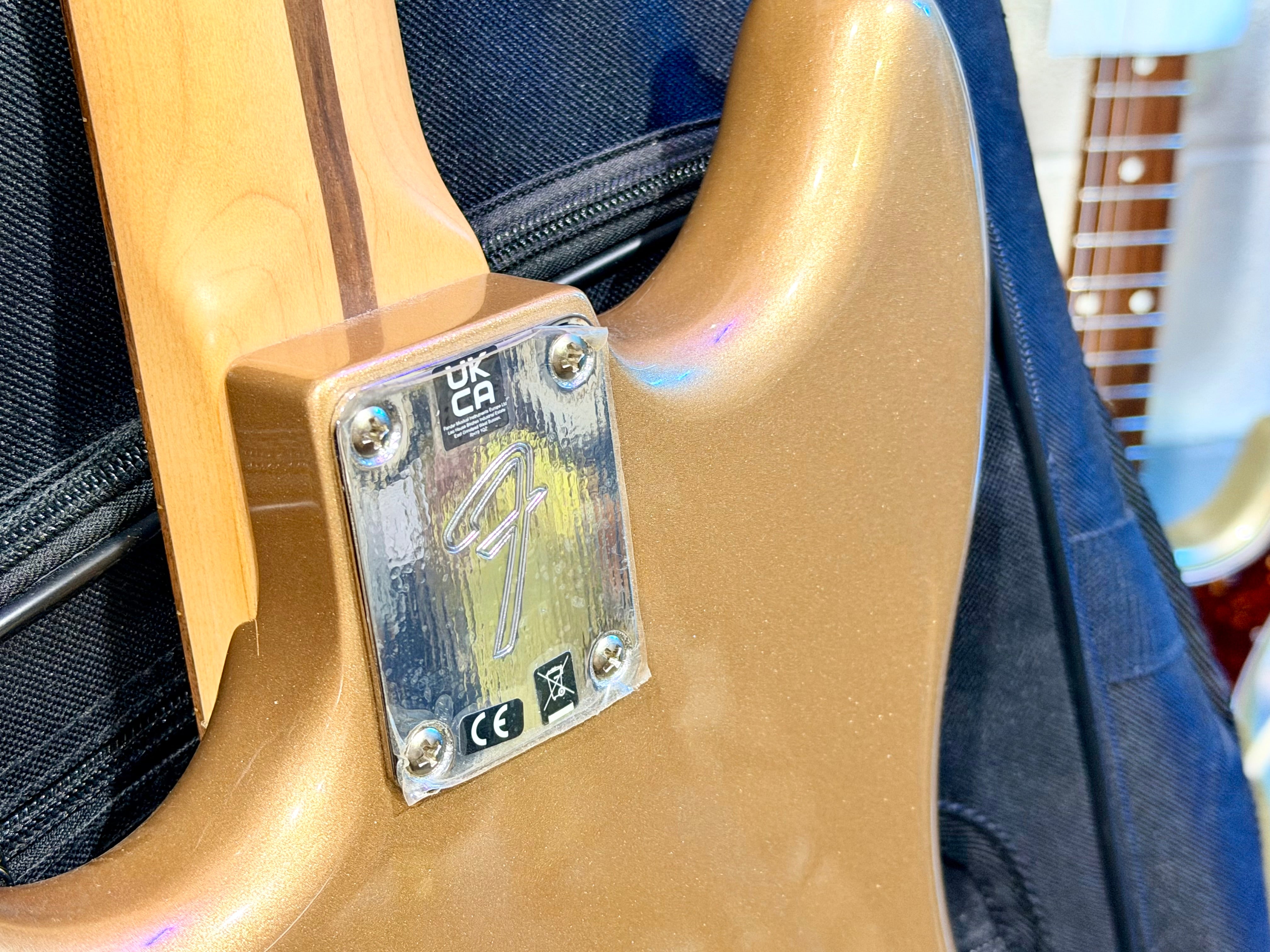 🌟2022🌟 Fender Player Mustang Bass PJ~ Pau Ferro~ Firemist Gold~ Mexican Bass!