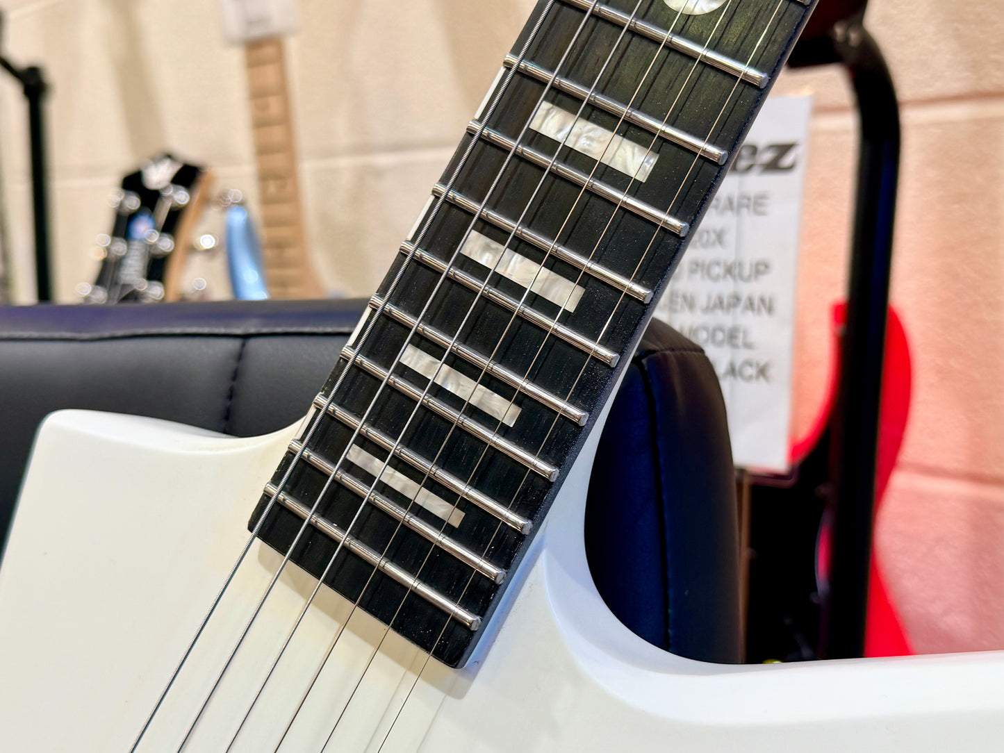 🔥2022🔥 Solar E1.6KW Kirk Windstein Signature~ Explorer Matte White~EMG~Gig Bag