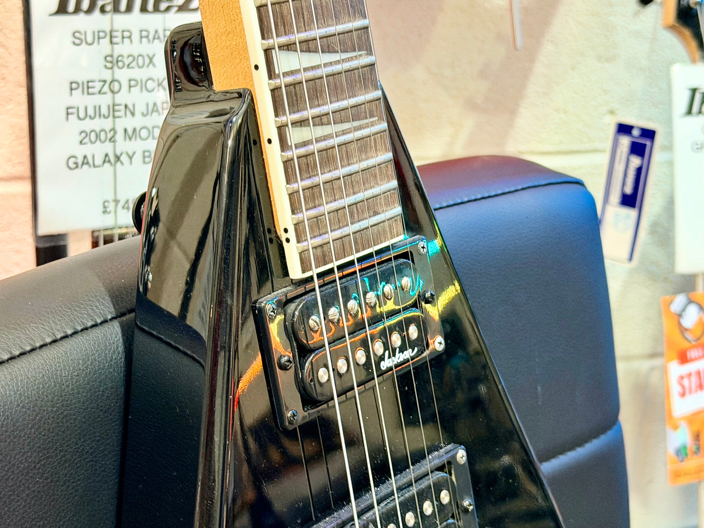 🔥2020🔥 Jackson JS Series King V JS32~ Gloss Black Flying V~ Floyd Rose!