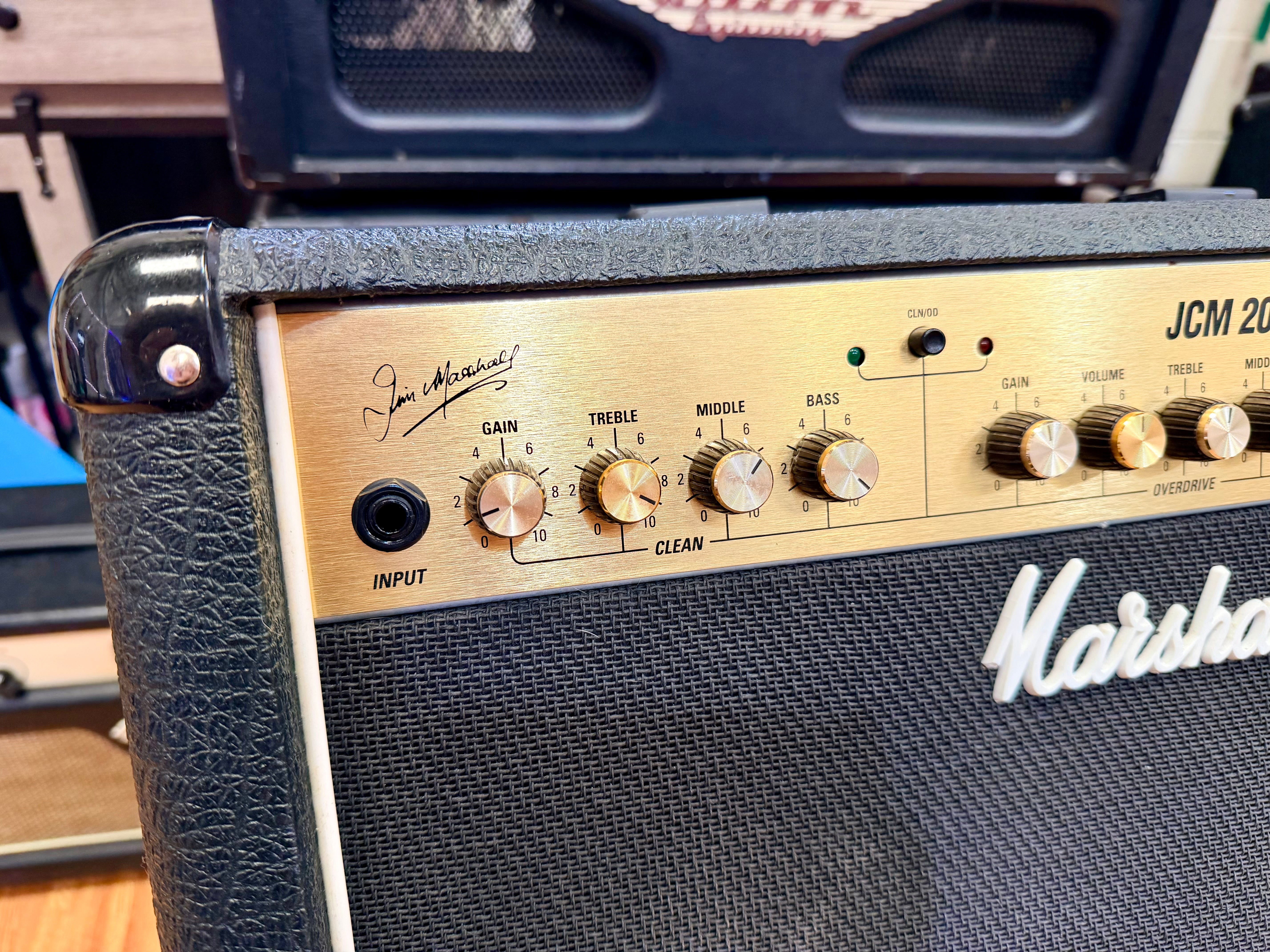 ✨ MADE IN UK ✨ Marshall JCM2000 DSL201 Valve Combo Amplifier with Footswitch!