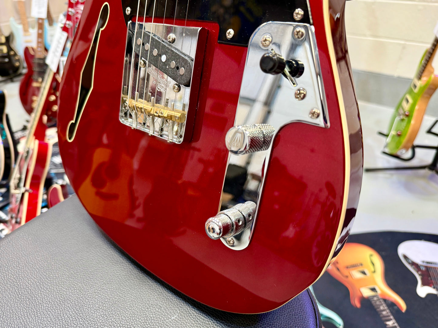 🎸 Fret-King Country Squire Stealth~ Candy Apple Red~ Telecaster Shape~ 2022 🎸
