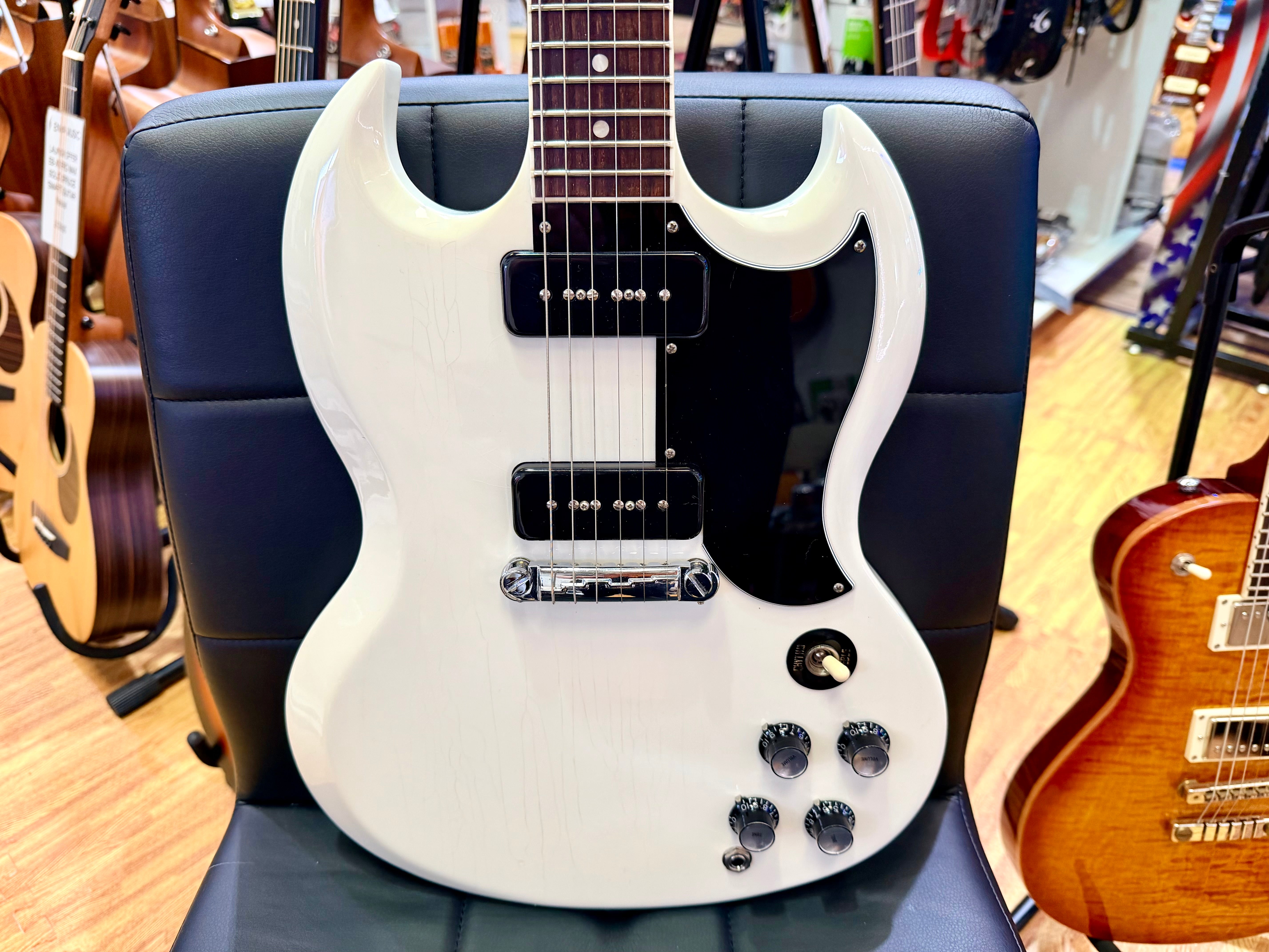 ⚡️2011⚡️ Gibson 50th Anniversary Pete Townshend SG Special~ Alpine White + Case!