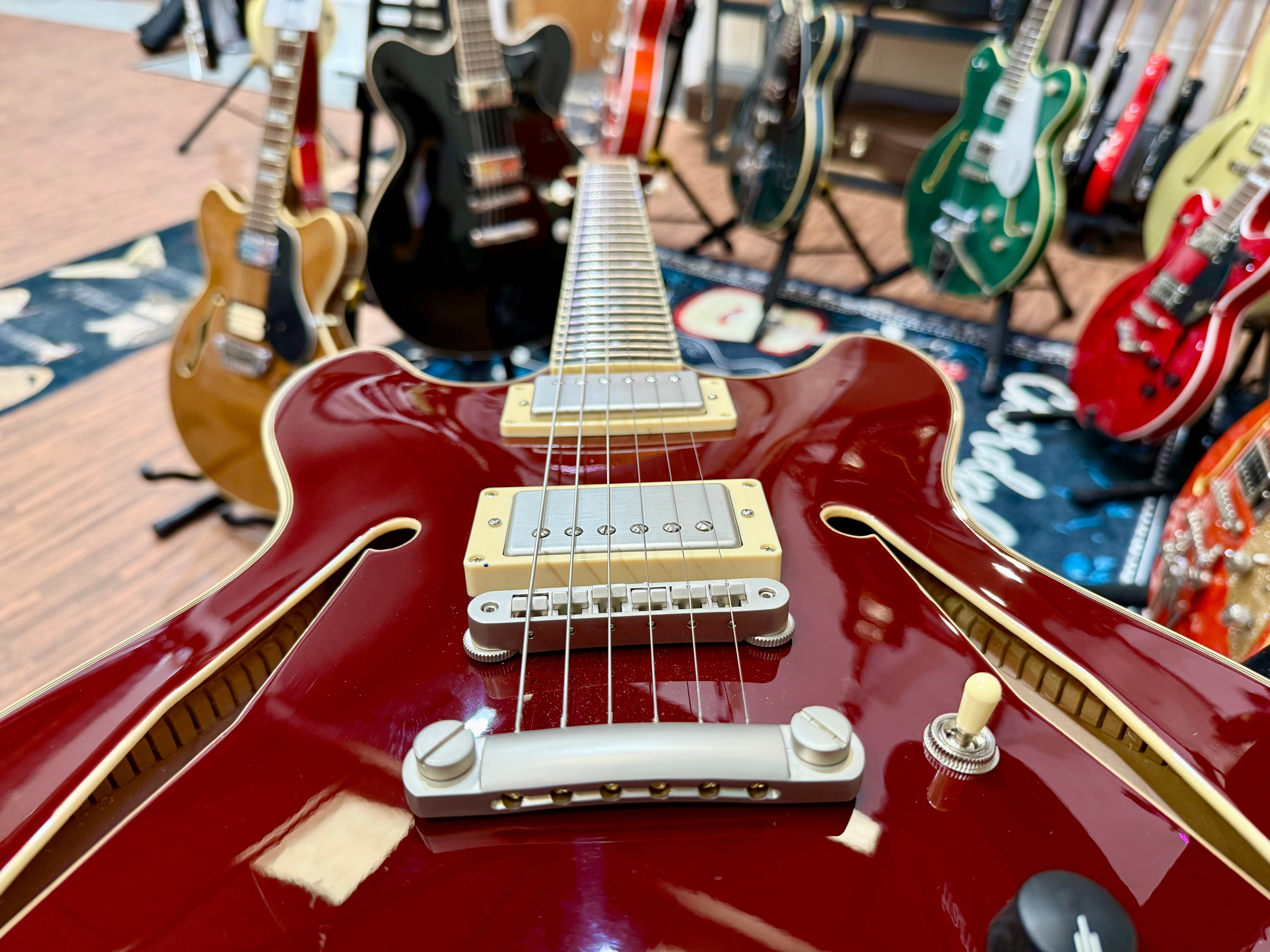 🌟MINT🌟 D’Angelico Excel Series DC Tour Hollowbody Centre Block~ Solid Wine Red