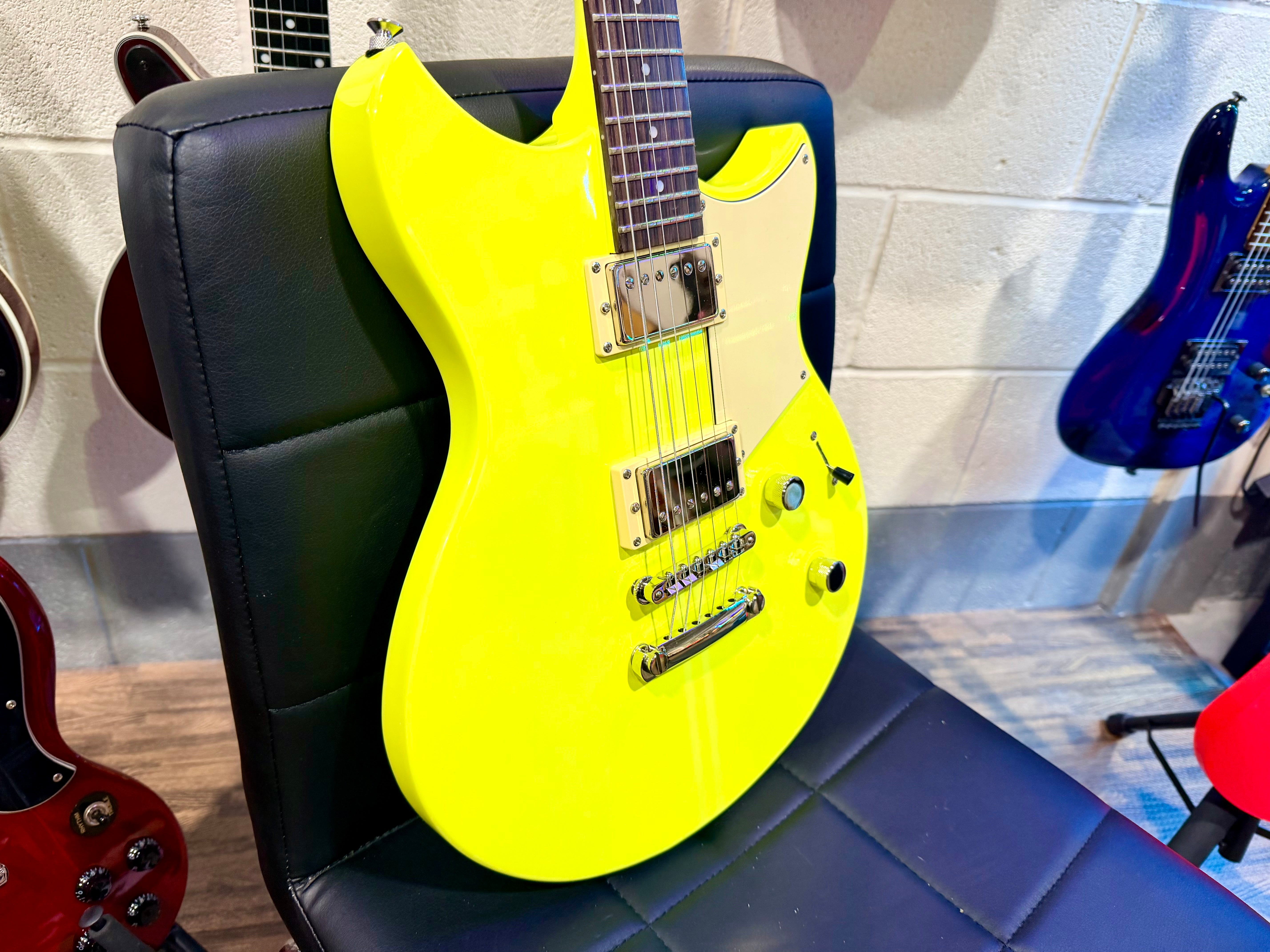 🔥NEW 2025🔥 Yamaha Revstar Element~ Neon Yellow RSE20 Electric Guitar!