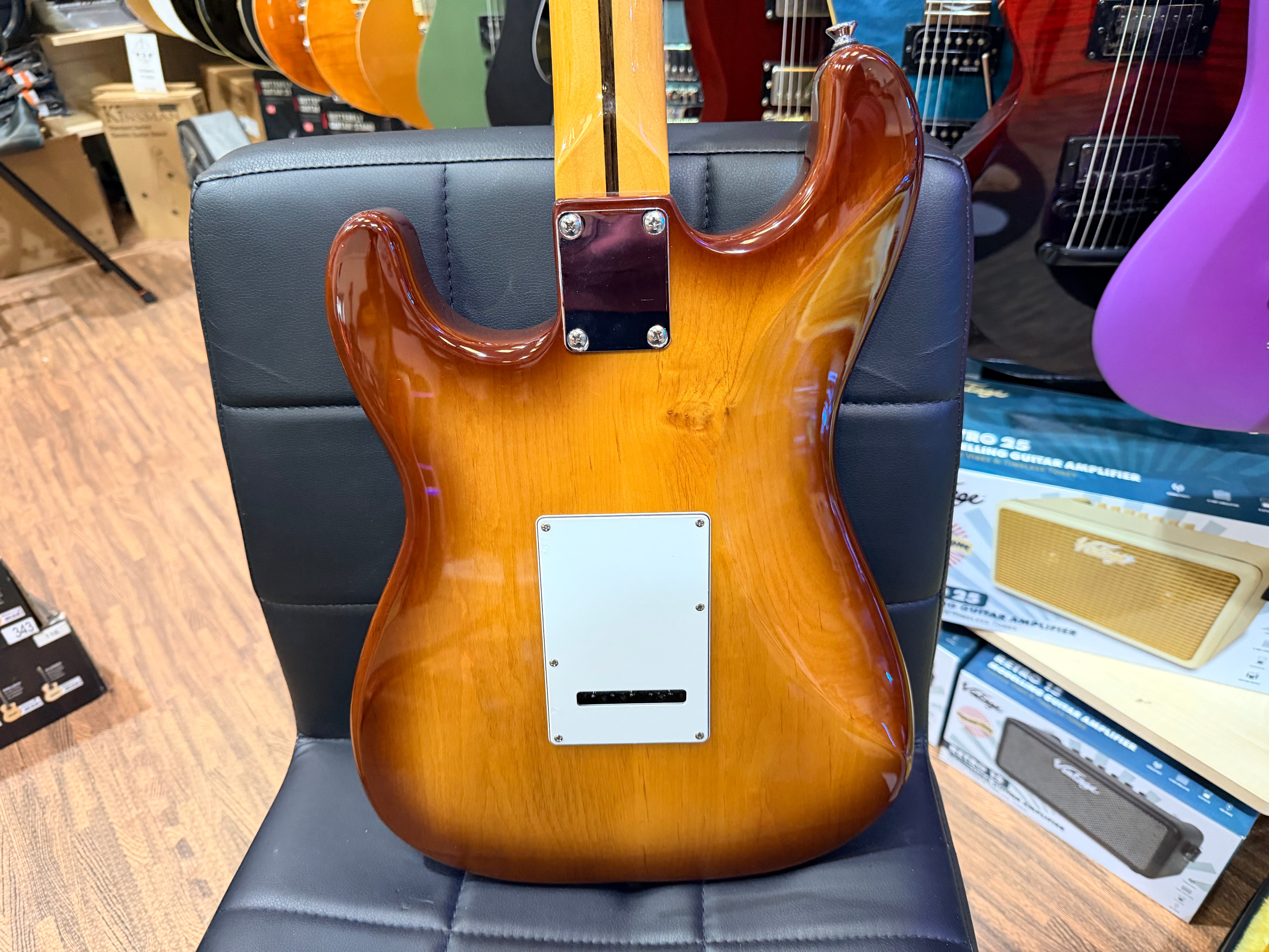 🔥NEW🔥 Vintage REVO Series 'Deluxe' Guitar ~ Cappuchino Burst~ Alan Entwistle!