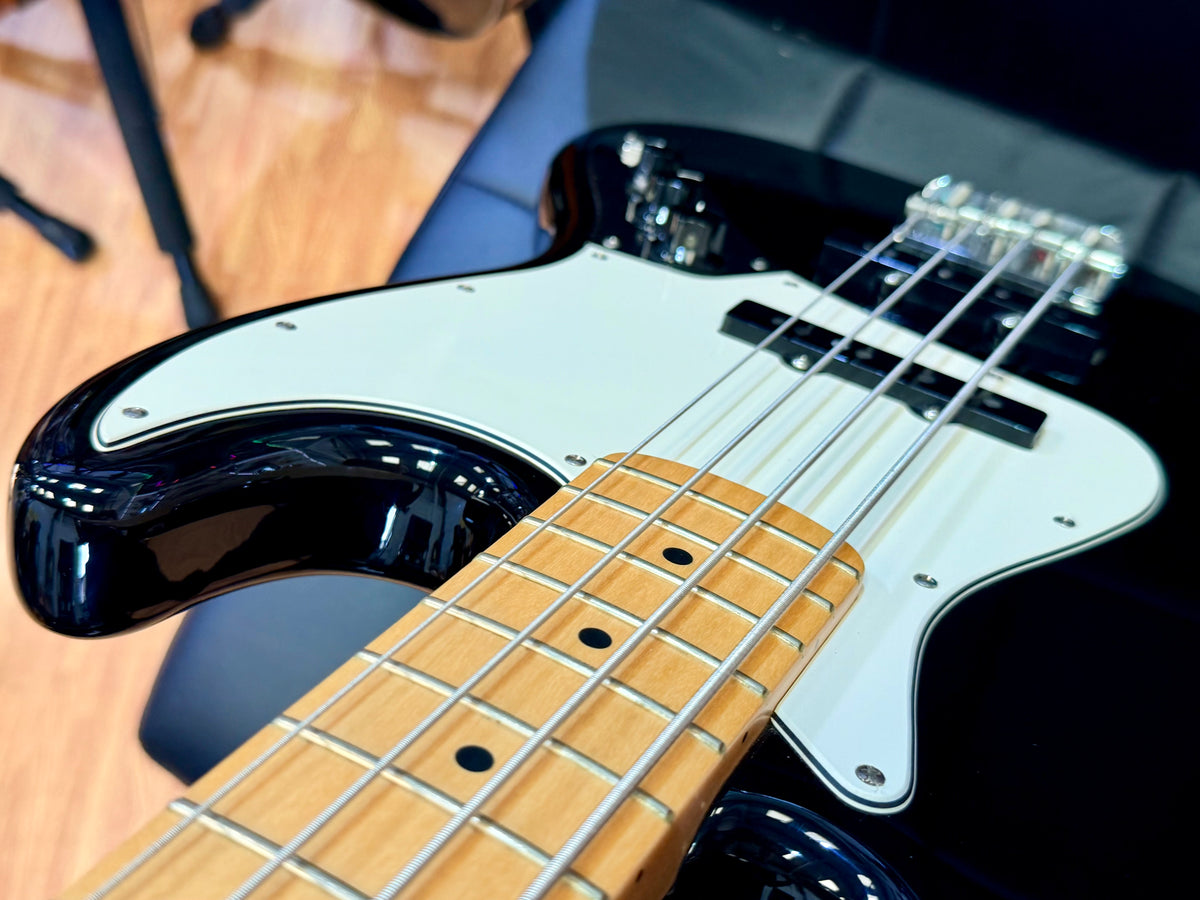 2011 Fender American Special Jazz Bass~ Black~ Maple Fingerboard~ Hard Case