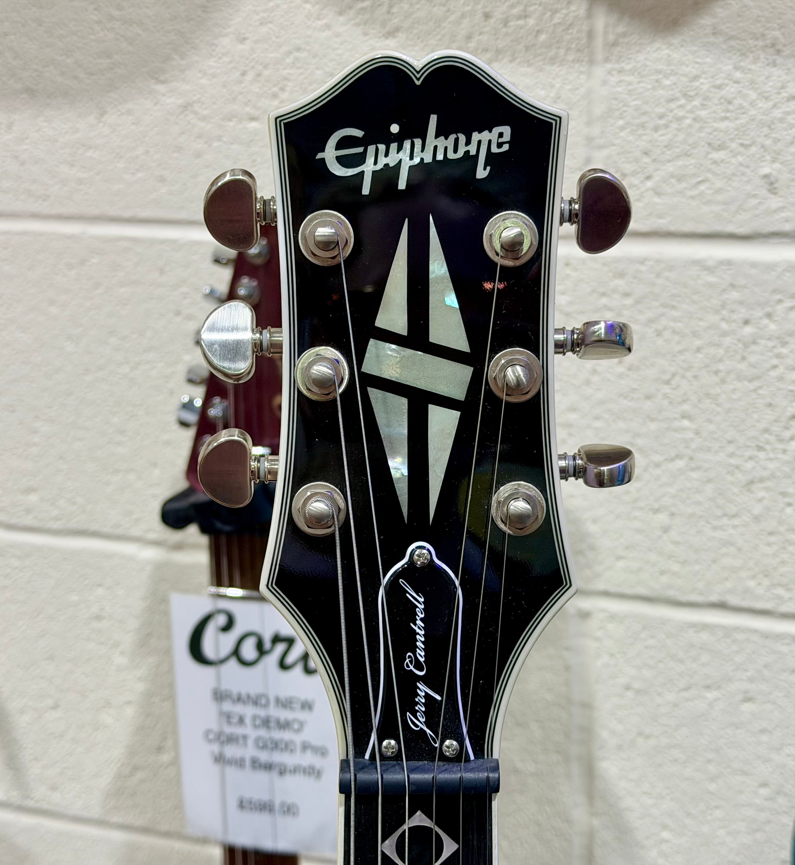 🔥MINT🔥 Epiphone Jerry Cantrell Les Paul Custom Prophecy~ Bone White~ Hard Case