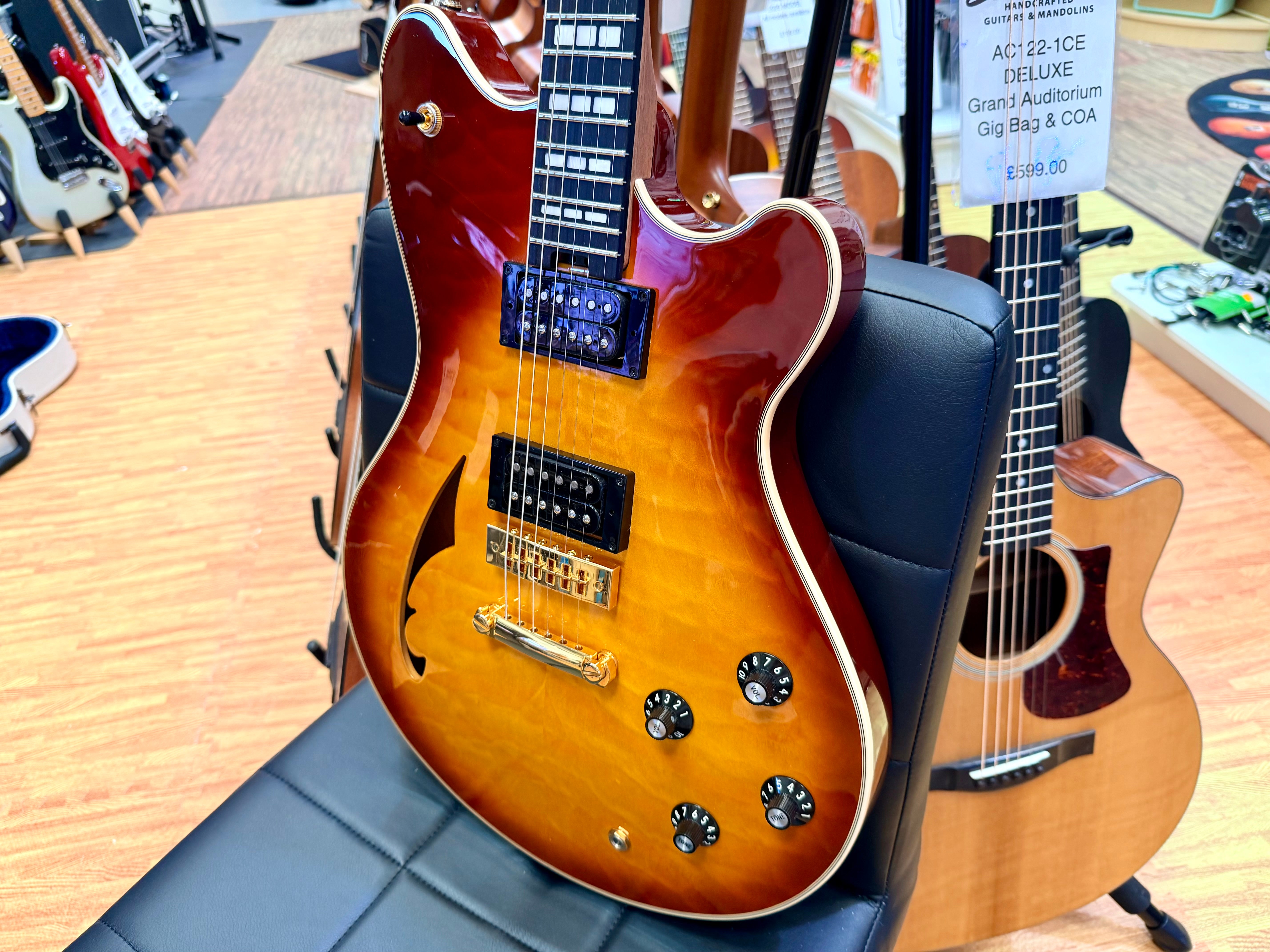 🔥2024🔥 EVH SA-126 Special QM Tobacco Sunburst + OHSC~ MINT~ Wolfgang Van Halen