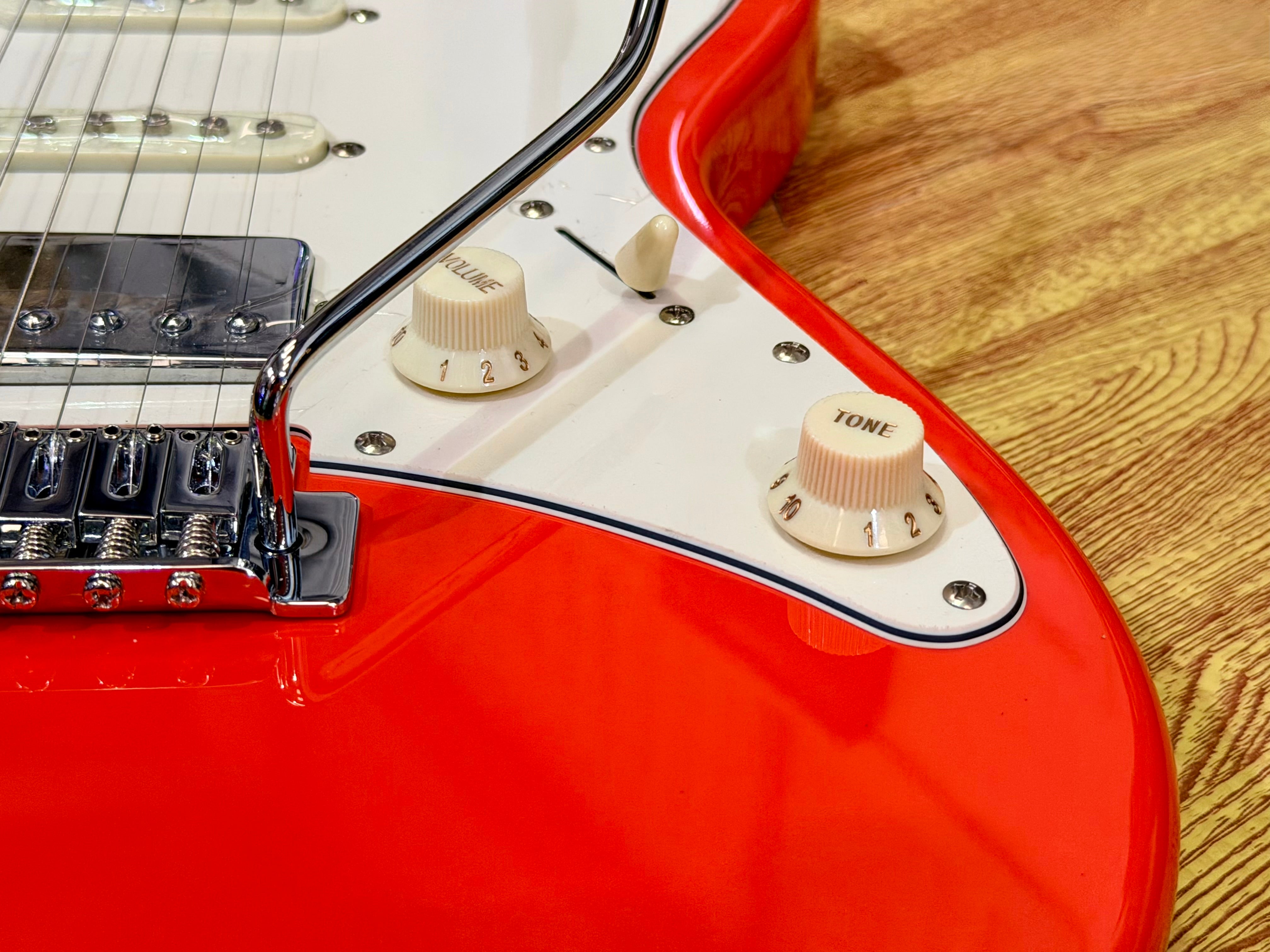 🌟 NEW Cort G200SE Scarlet Red Electric Guitar~ Roasted Maple Neck 🌟