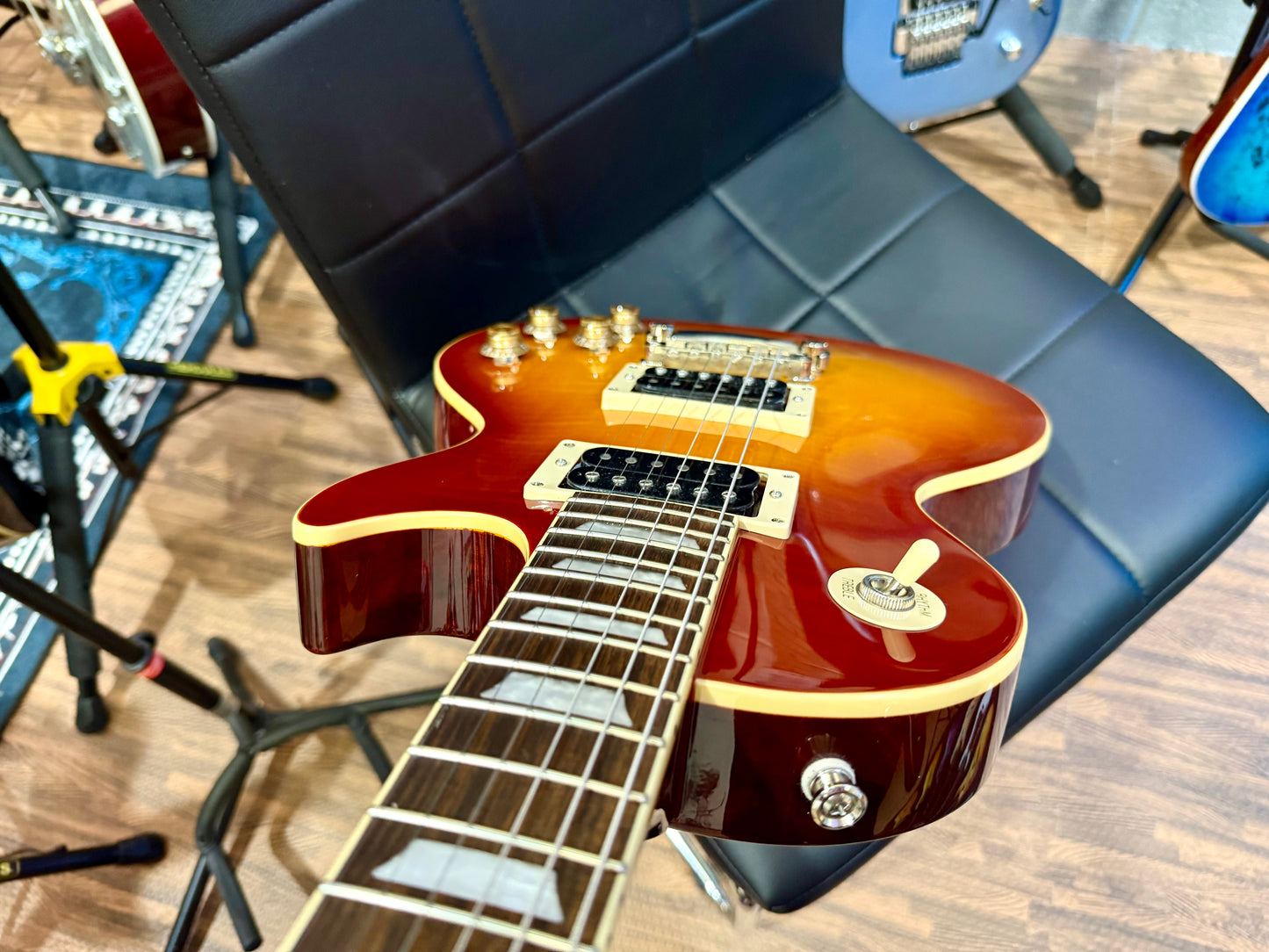 🌟MINT 2025🌟 Epiphone Les Paul Standard 50s Figured~ Washed Cherry Sunburst!