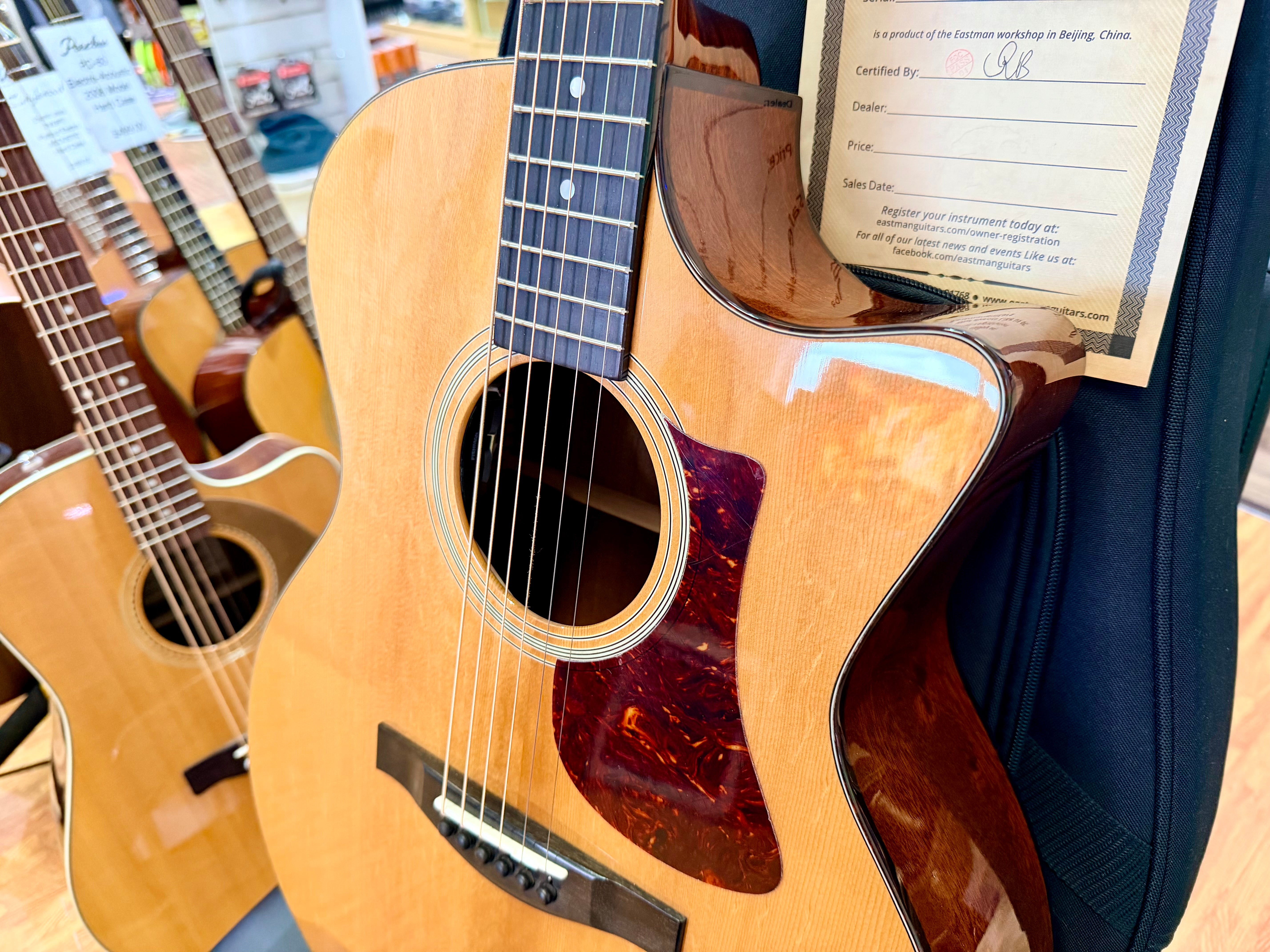 ✨MINT✨ 2024 Eastman AC122-1CE DLX Deluxe Electro Acoustic Guitar~ Natural + Bag!
