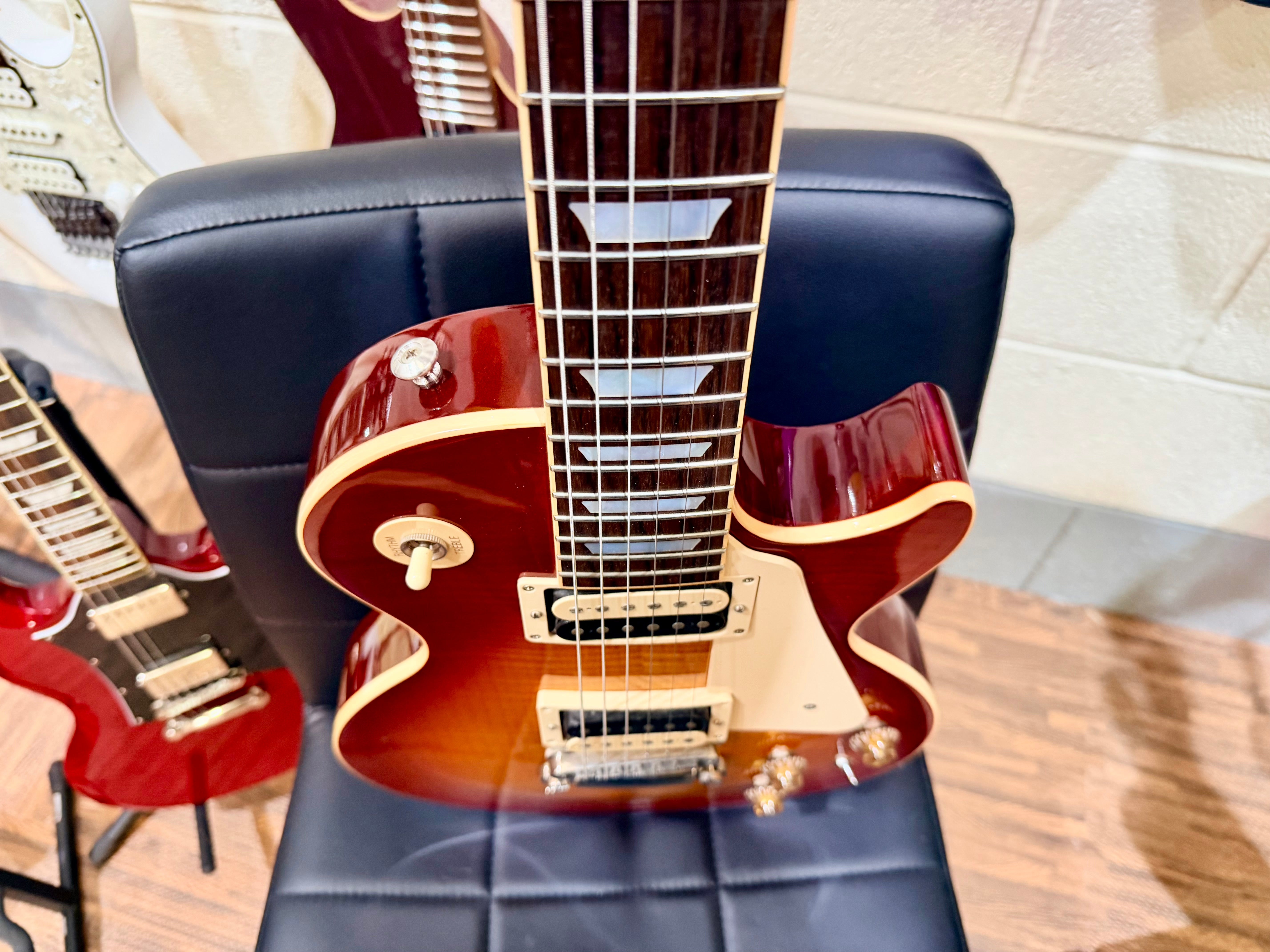 🌟Les Paul 100th🌟 2015 Gibson Les Paul Classic~ Cherry Sunburst + Case & Docs!